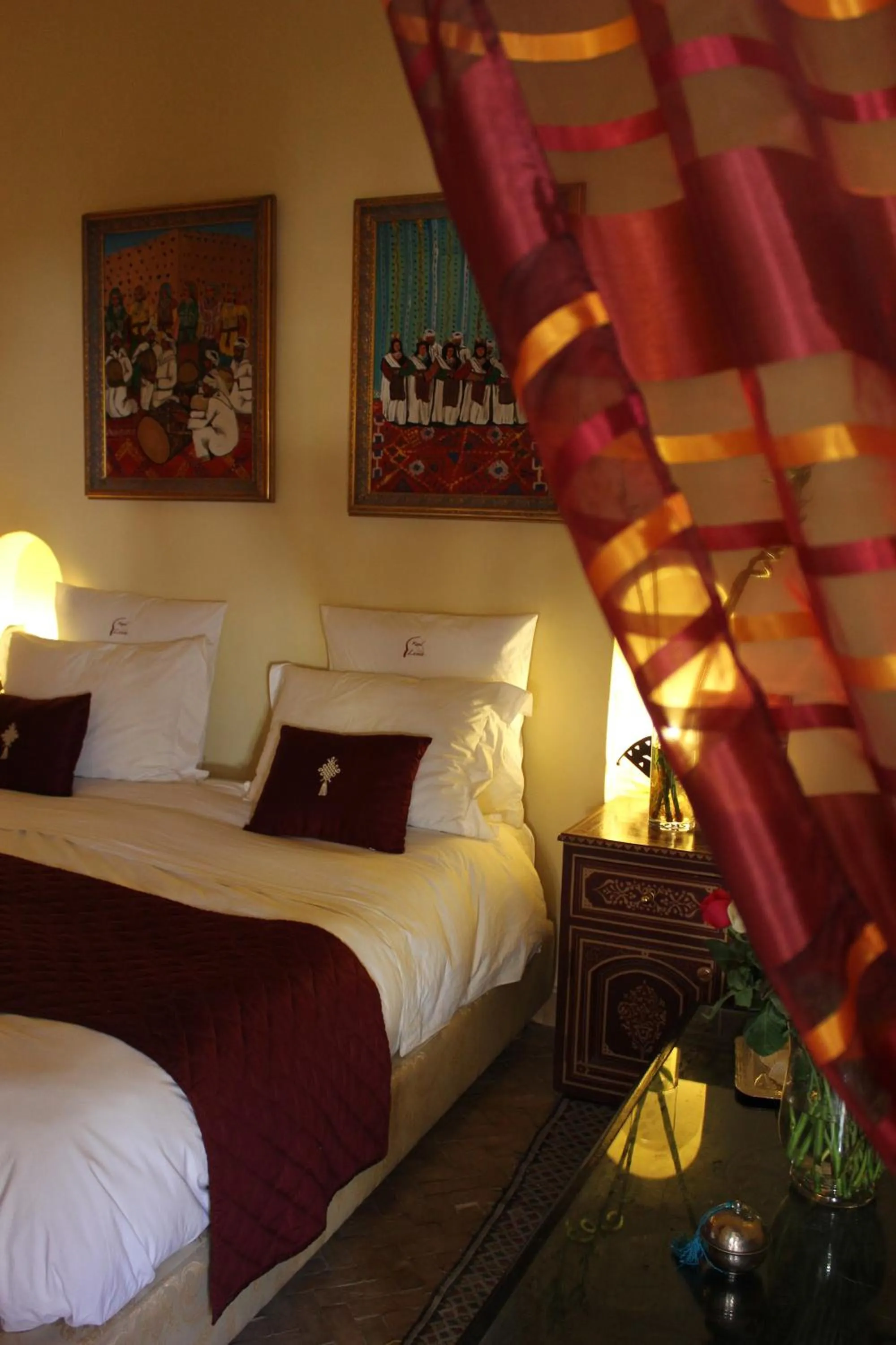 Bed in Riad Léna & Spa