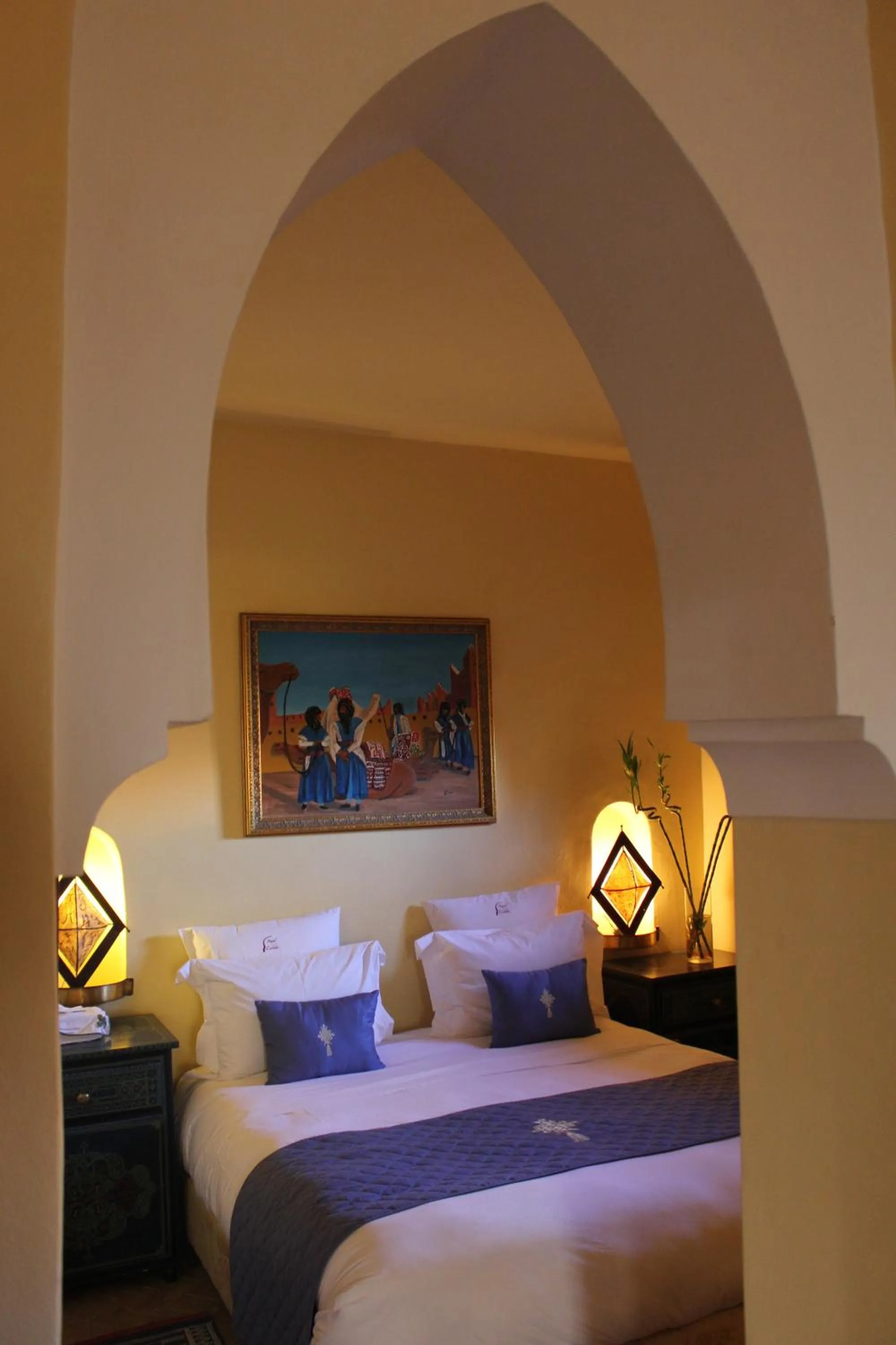 Bed in Riad Léna & Spa