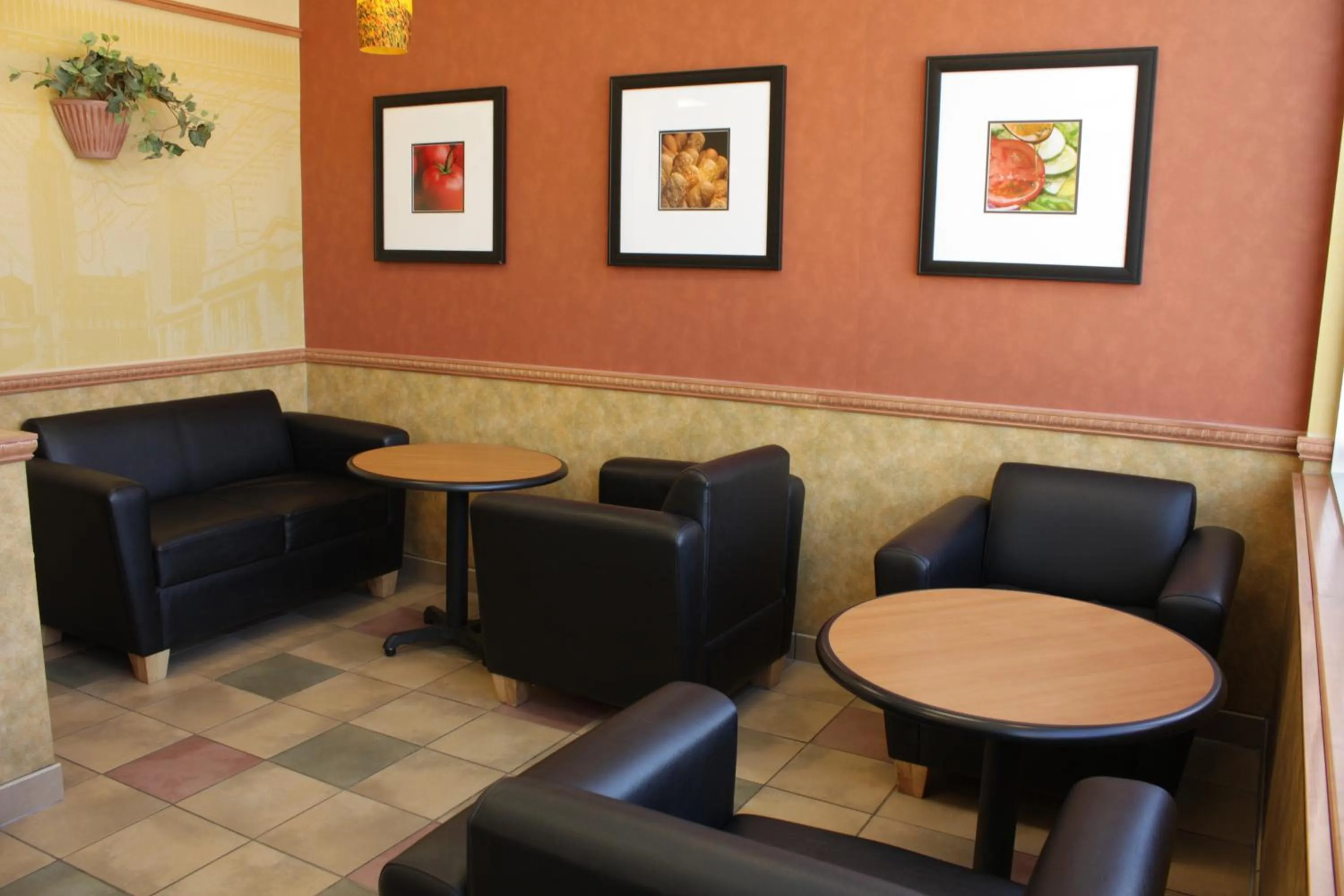 Property building in Hillcrest Motel