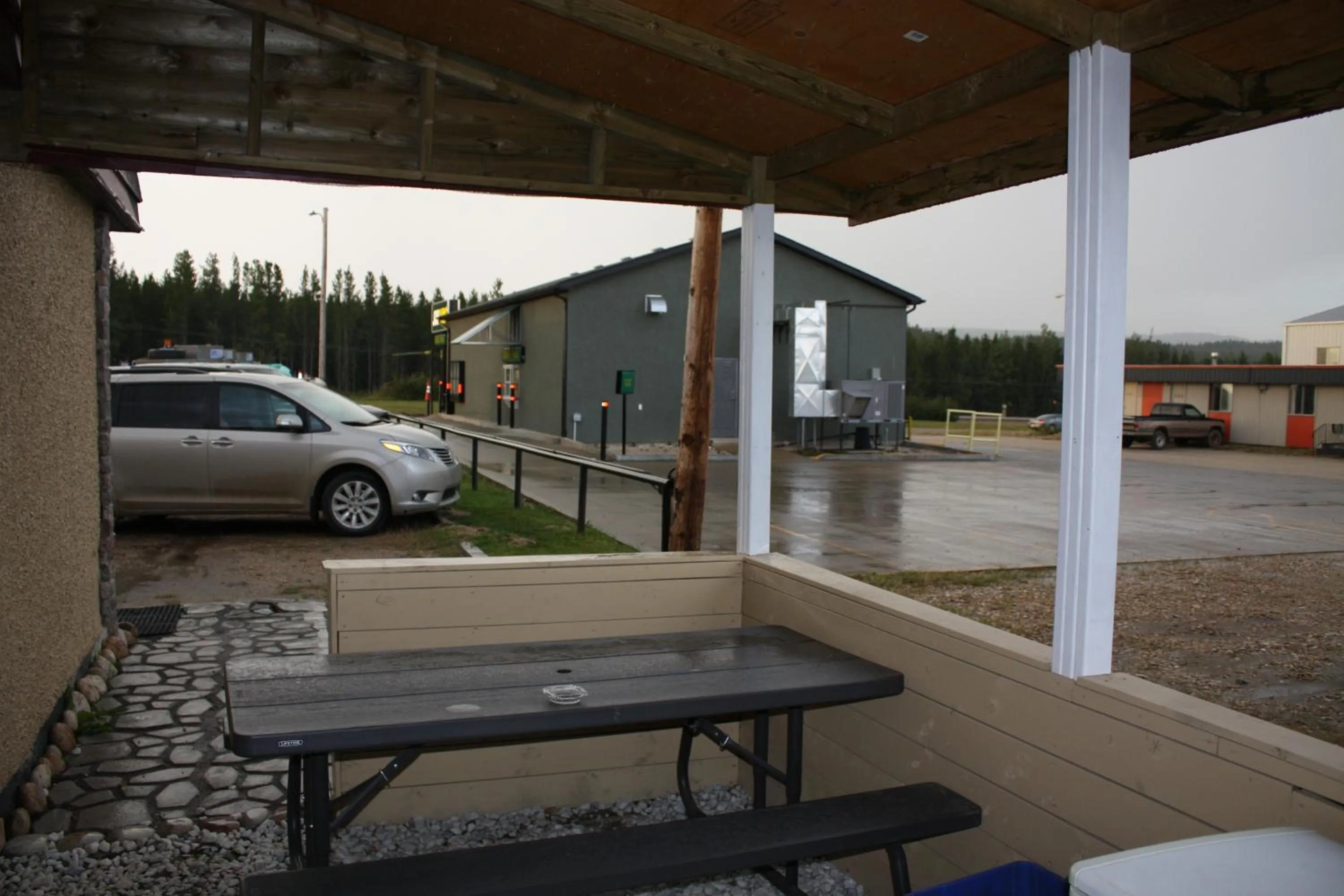 Patio in Hillcrest Motel