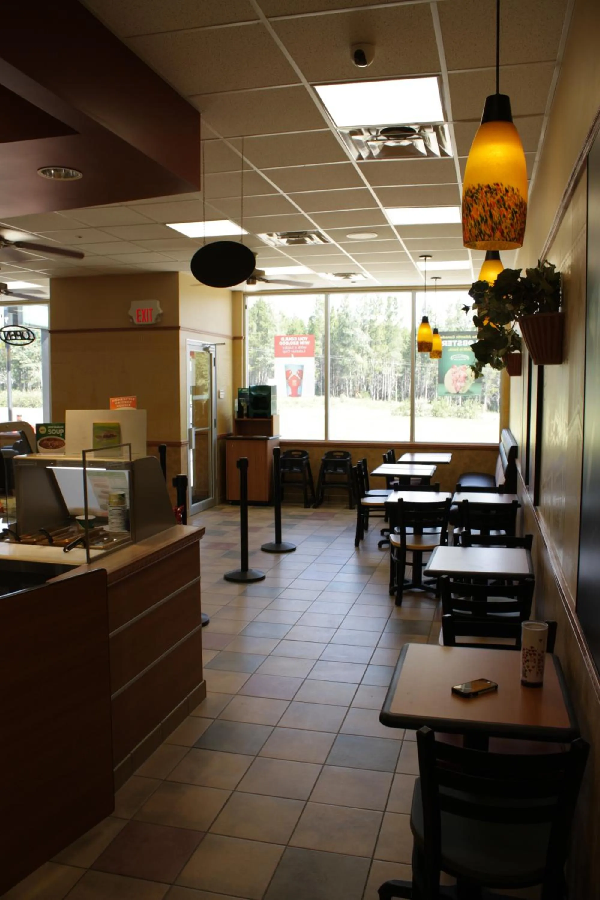 Restaurant/places to eat in Hillcrest Motel