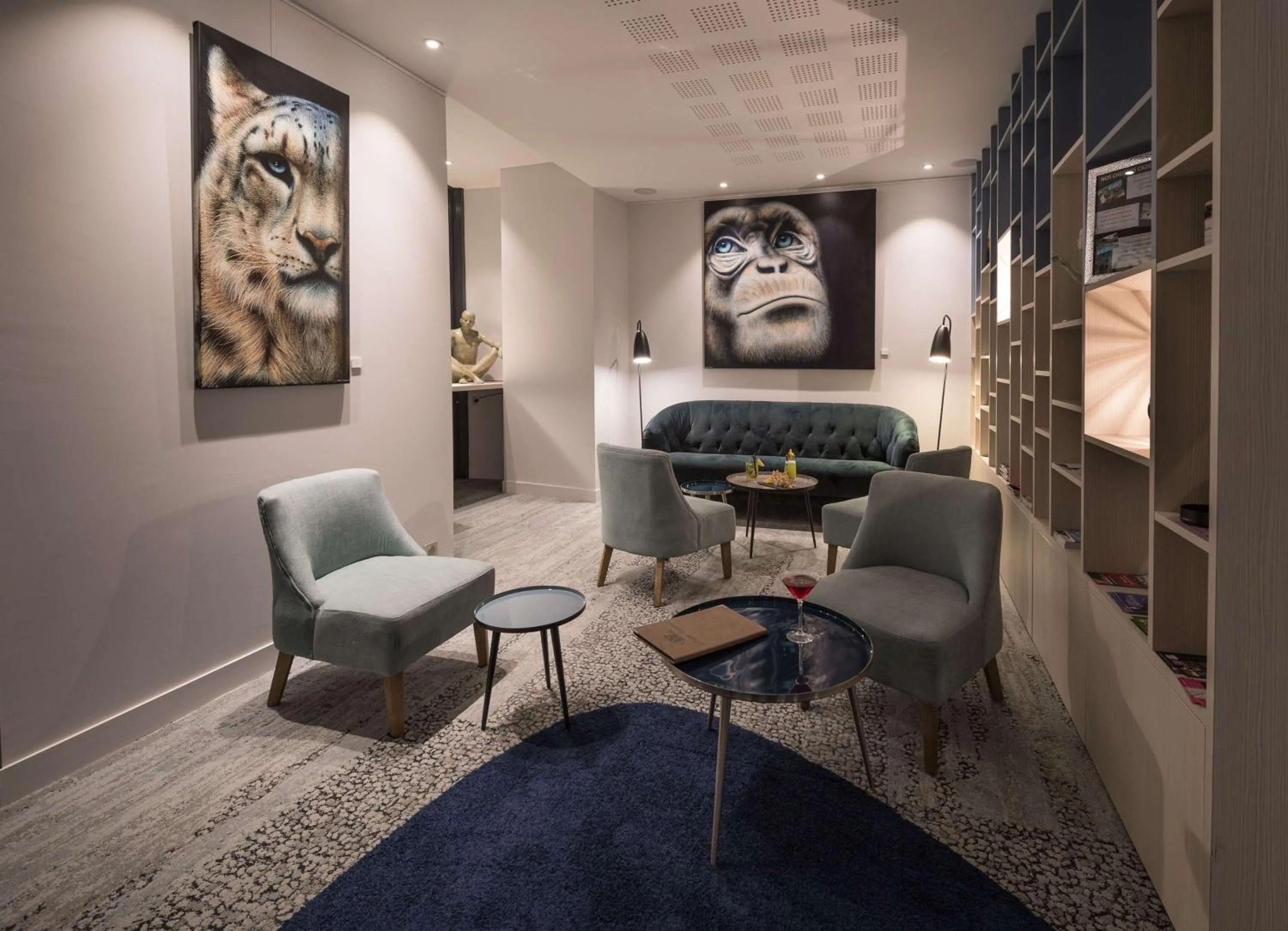 Lounge or bar in Best Western Plus Villa Saint Antoine Hotel & Spa