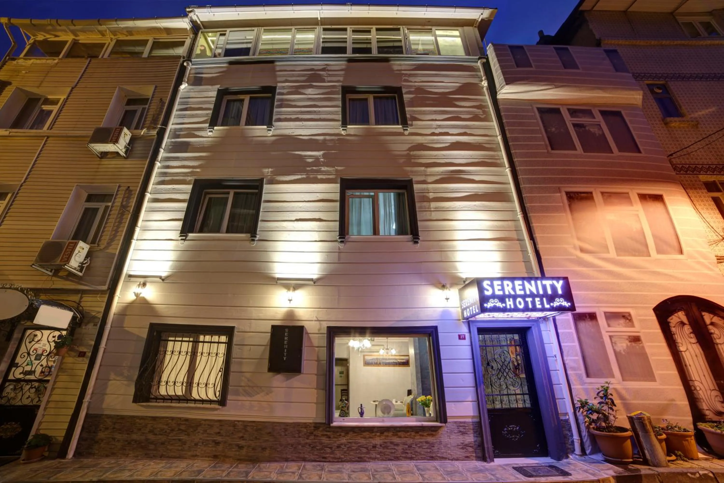 Property building in Serenity Boutique Hotel Istanbul