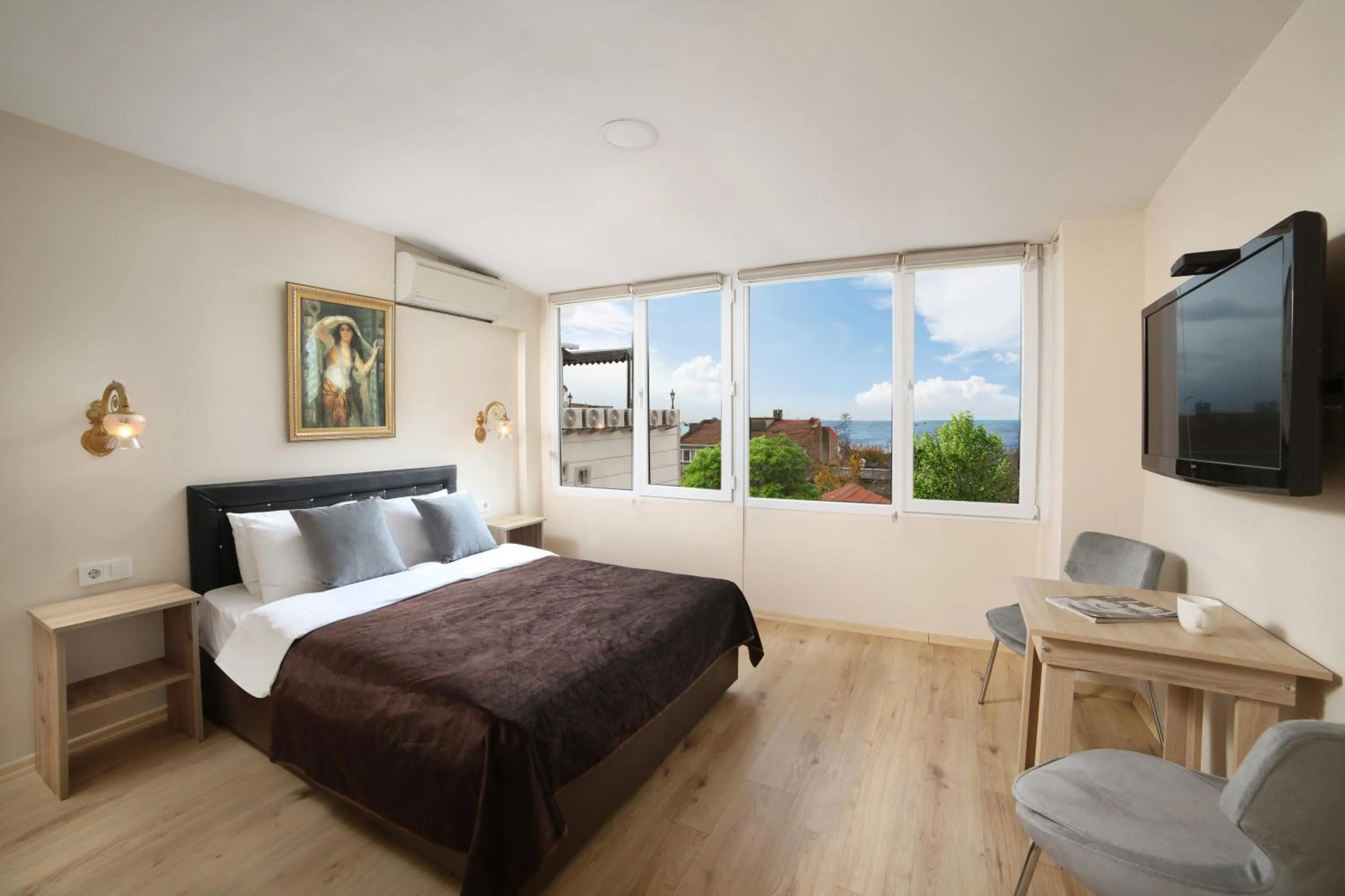 Photo of the whole room in Serenity Boutique Hotel Istanbul