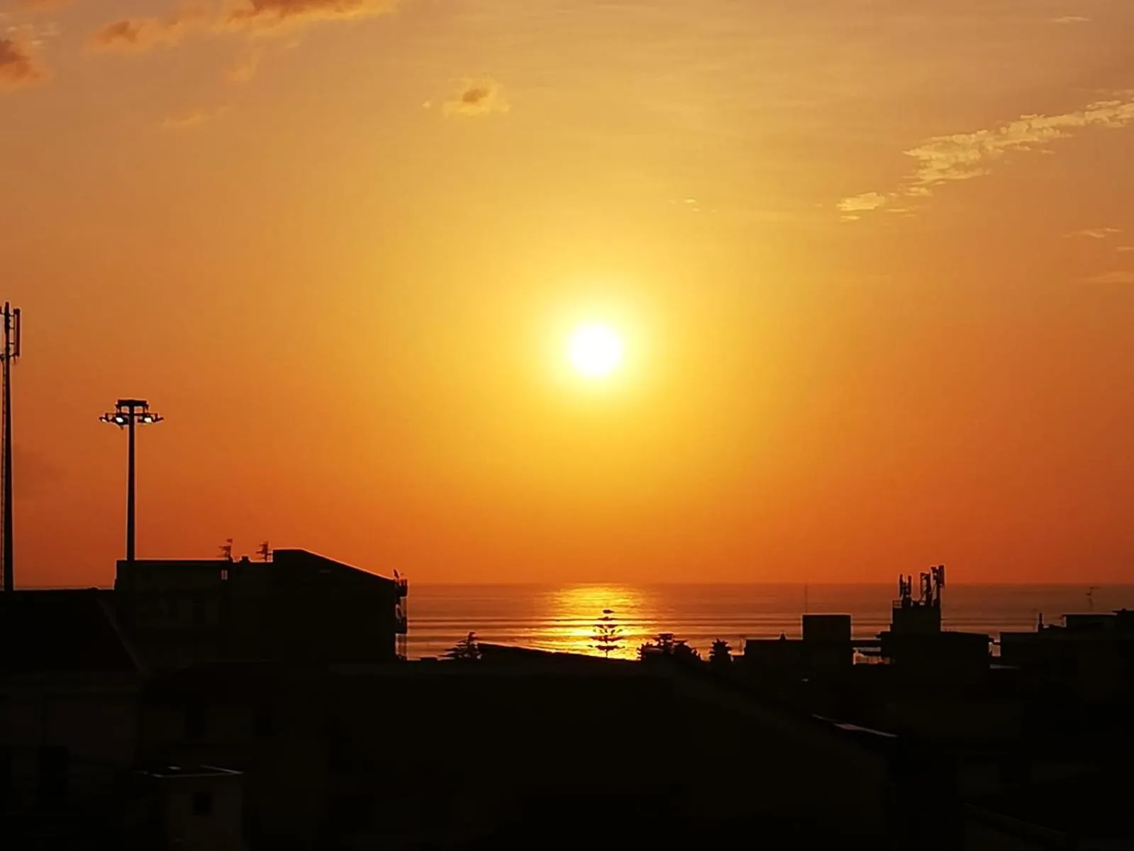 Sunrise in B&B MISTRAL di Lizzio Salvatore