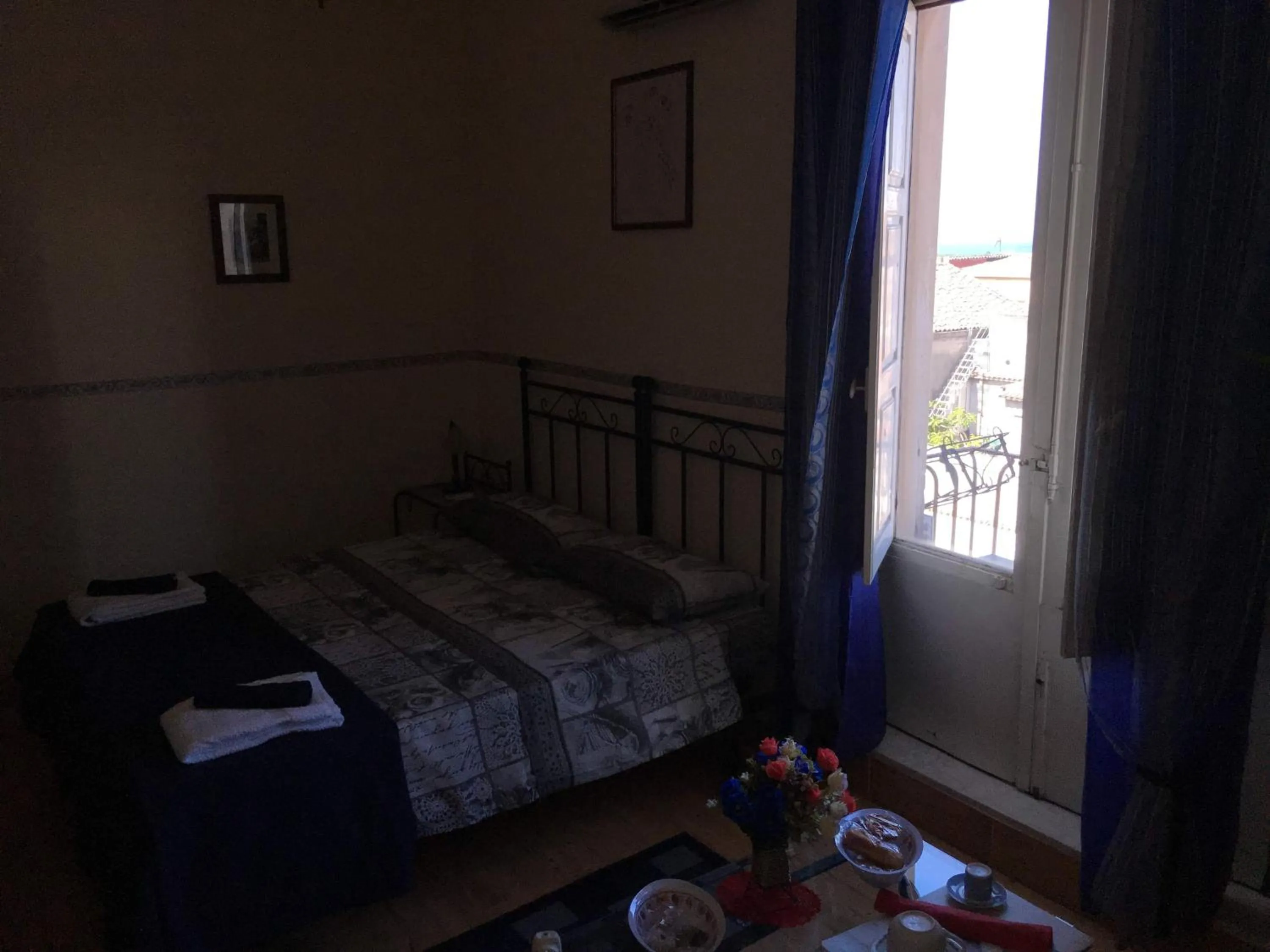 Photo of the whole room in B&B MISTRAL di Lizzio Salvatore