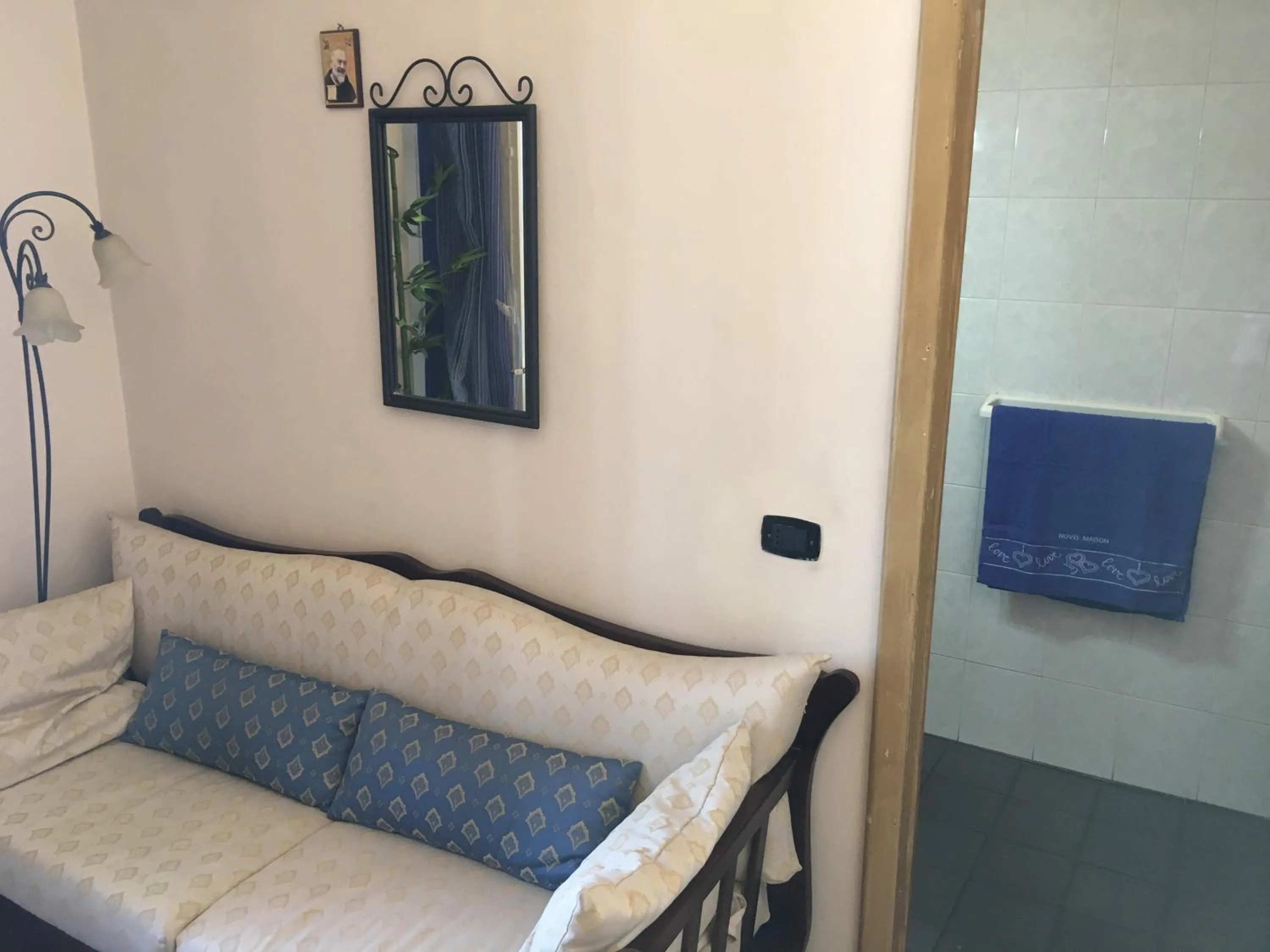 Photo of the whole room in B&B MISTRAL di Lizzio Salvatore