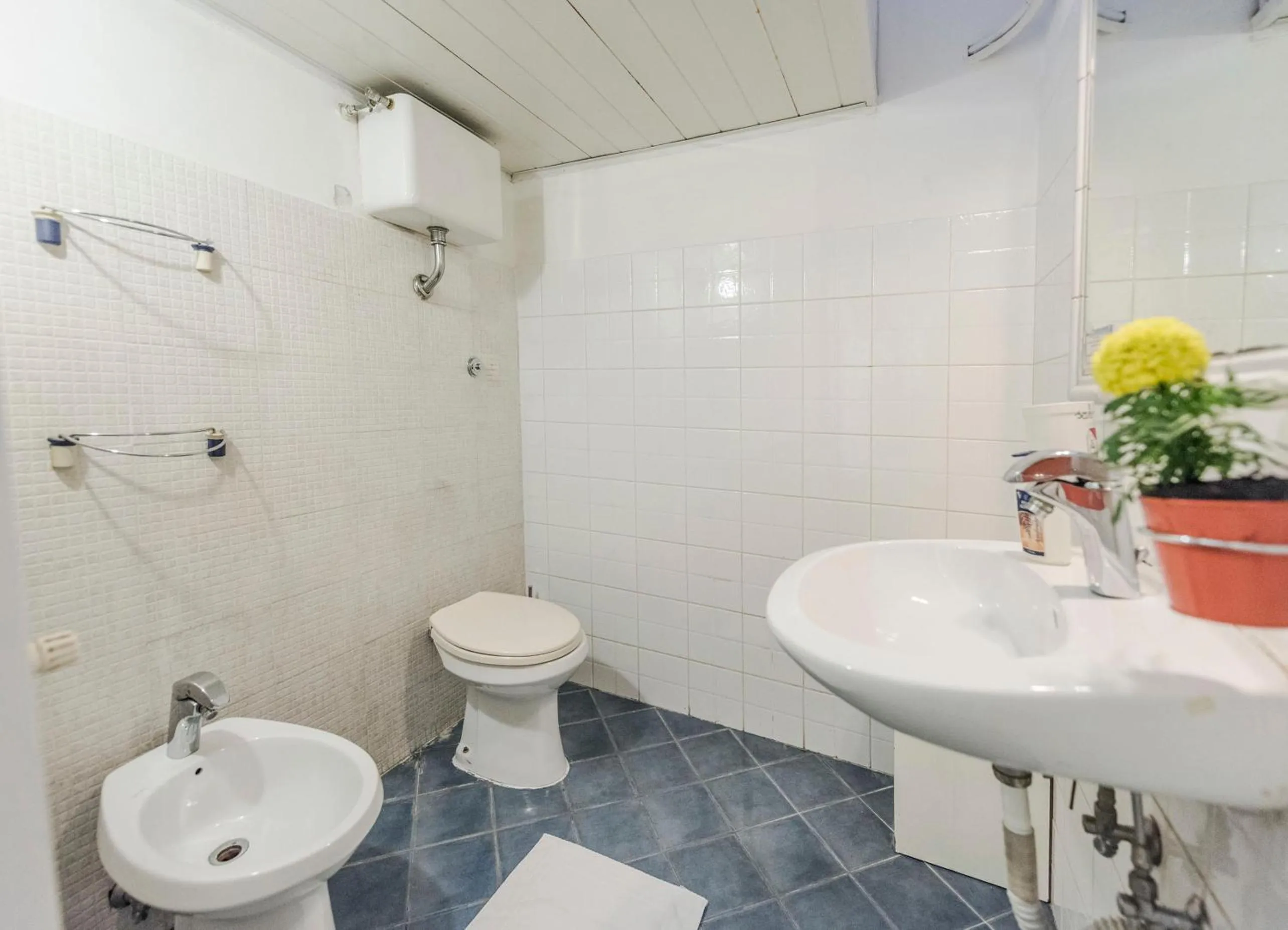 Bathroom in A Roma San Pietro Best Bed