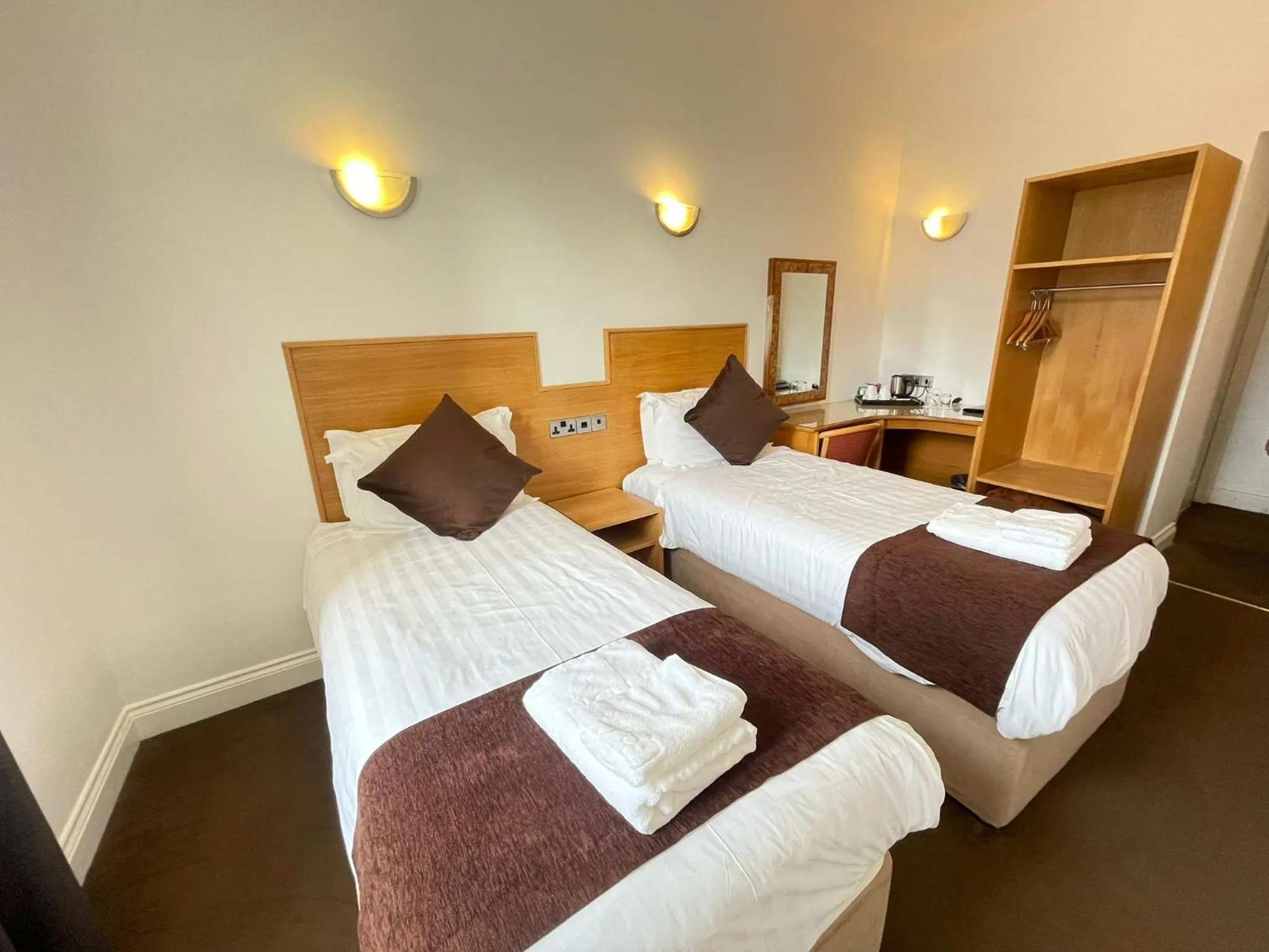 Bedroom, Bed in Four Saints Brig Y Don Hotel