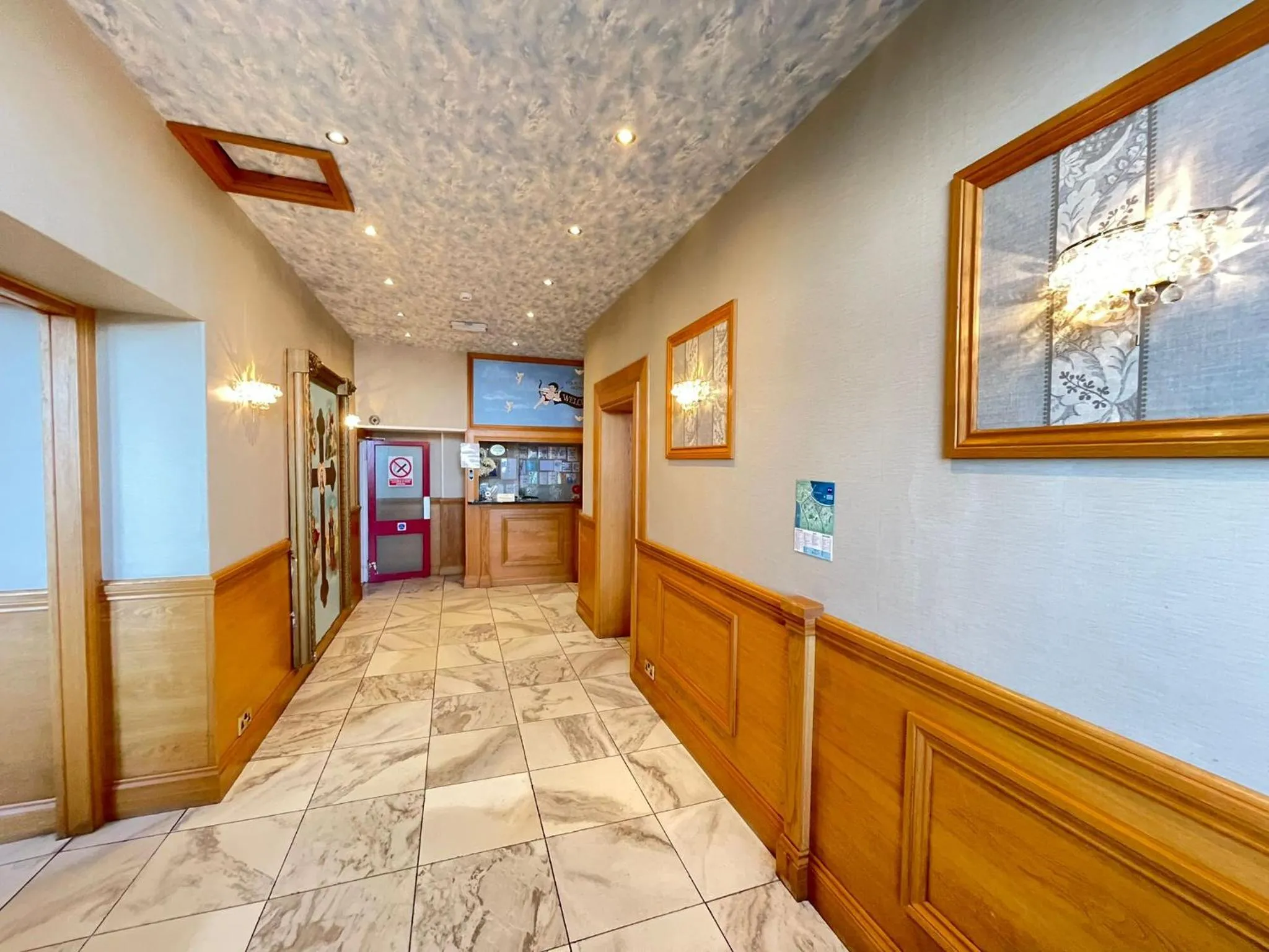 Lobby or reception in Four Saints Brig Y Don Hotel