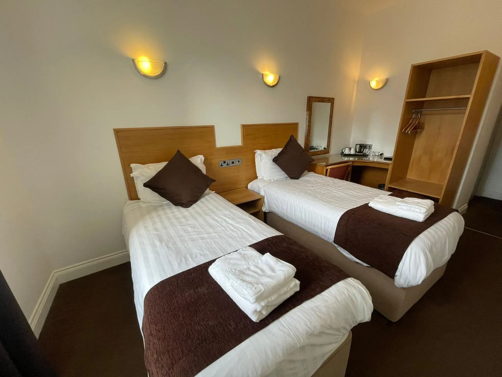 Bedroom, Bed in Four Saints Brig Y Don Hotel