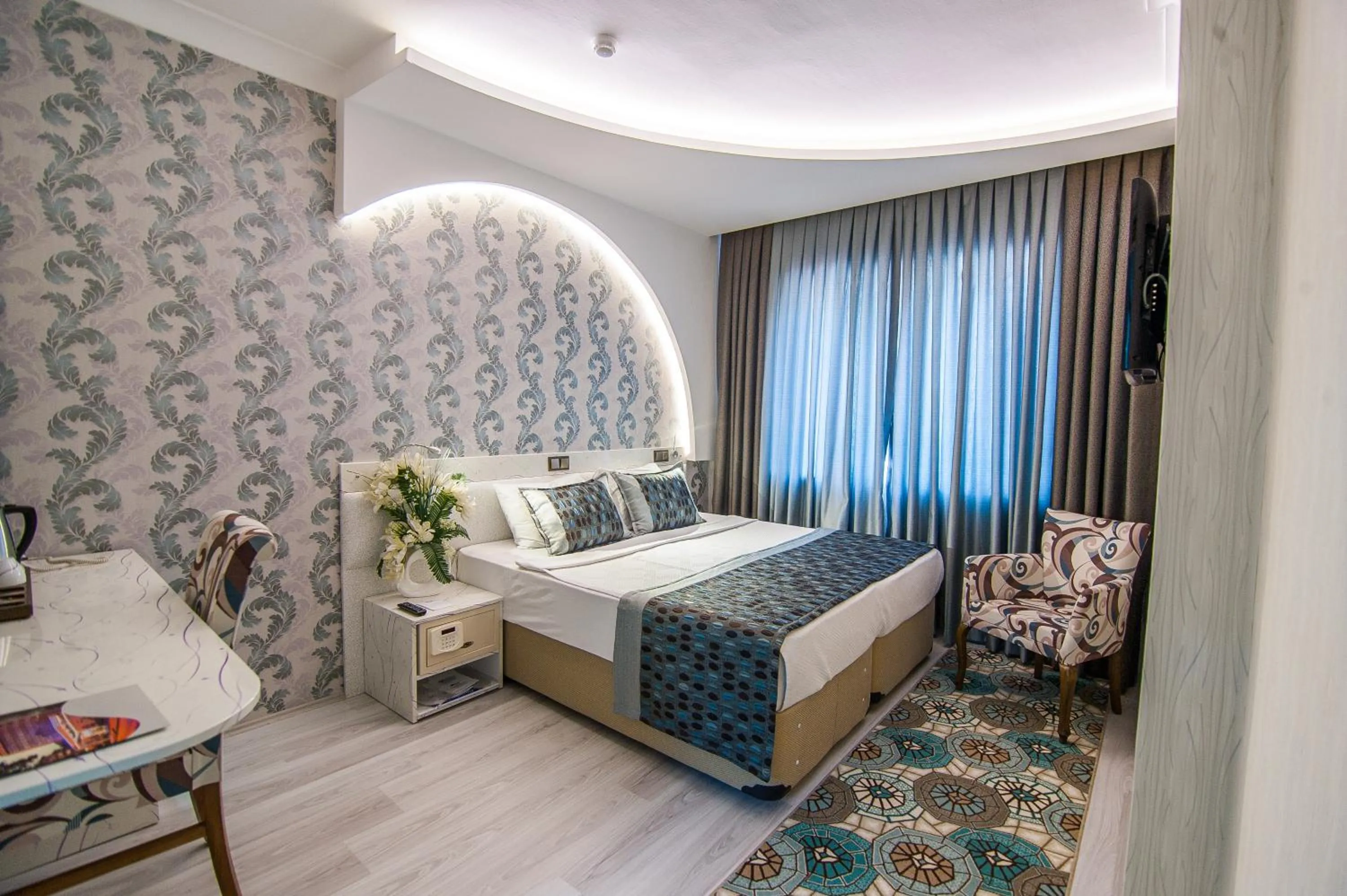 Photo of the whole room, Bed in Dündar Hotel