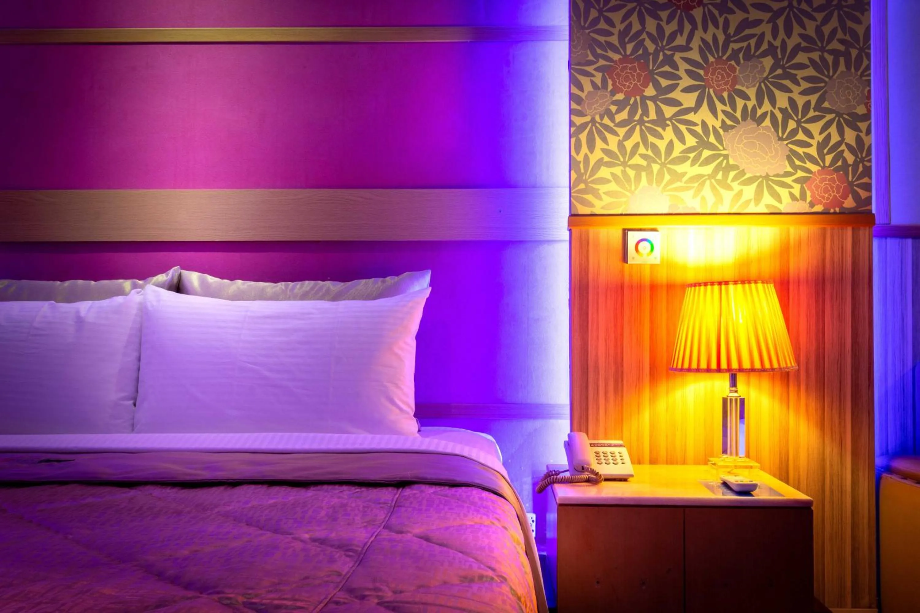 Decorative detail, Bed in Vogue Boutique Motel