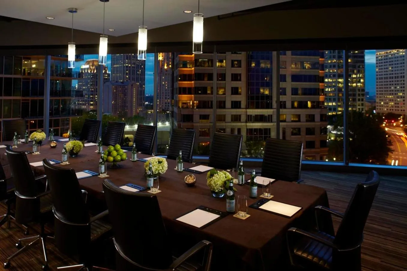 Meeting/conference room in Loews Atlanta Hotel