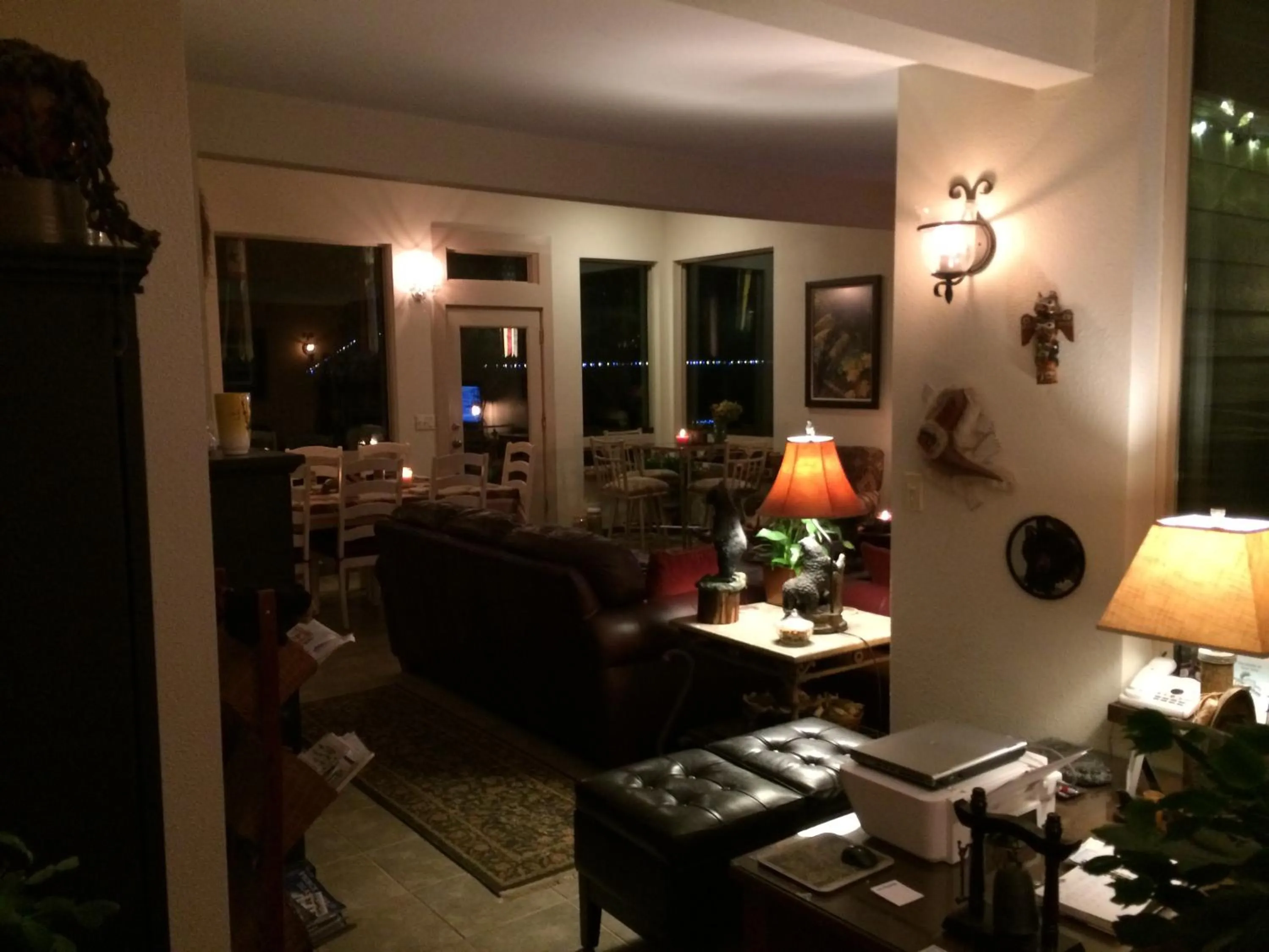 Living room in Black Bear Inn