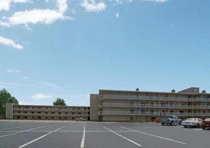 Facade/entrance in Ambassadors Inn & Suites