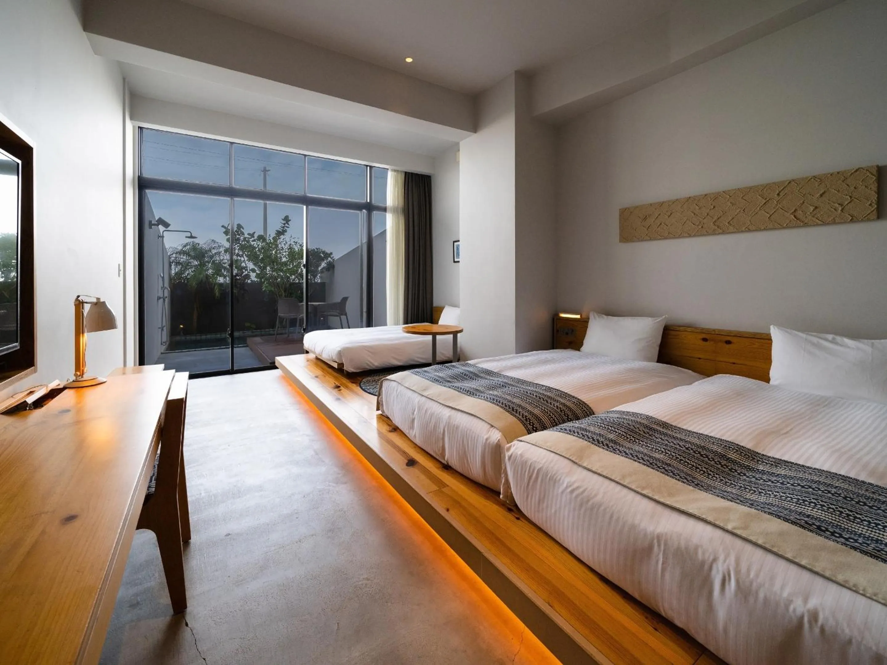 Photo of the whole room, Bed in Hotel Locus