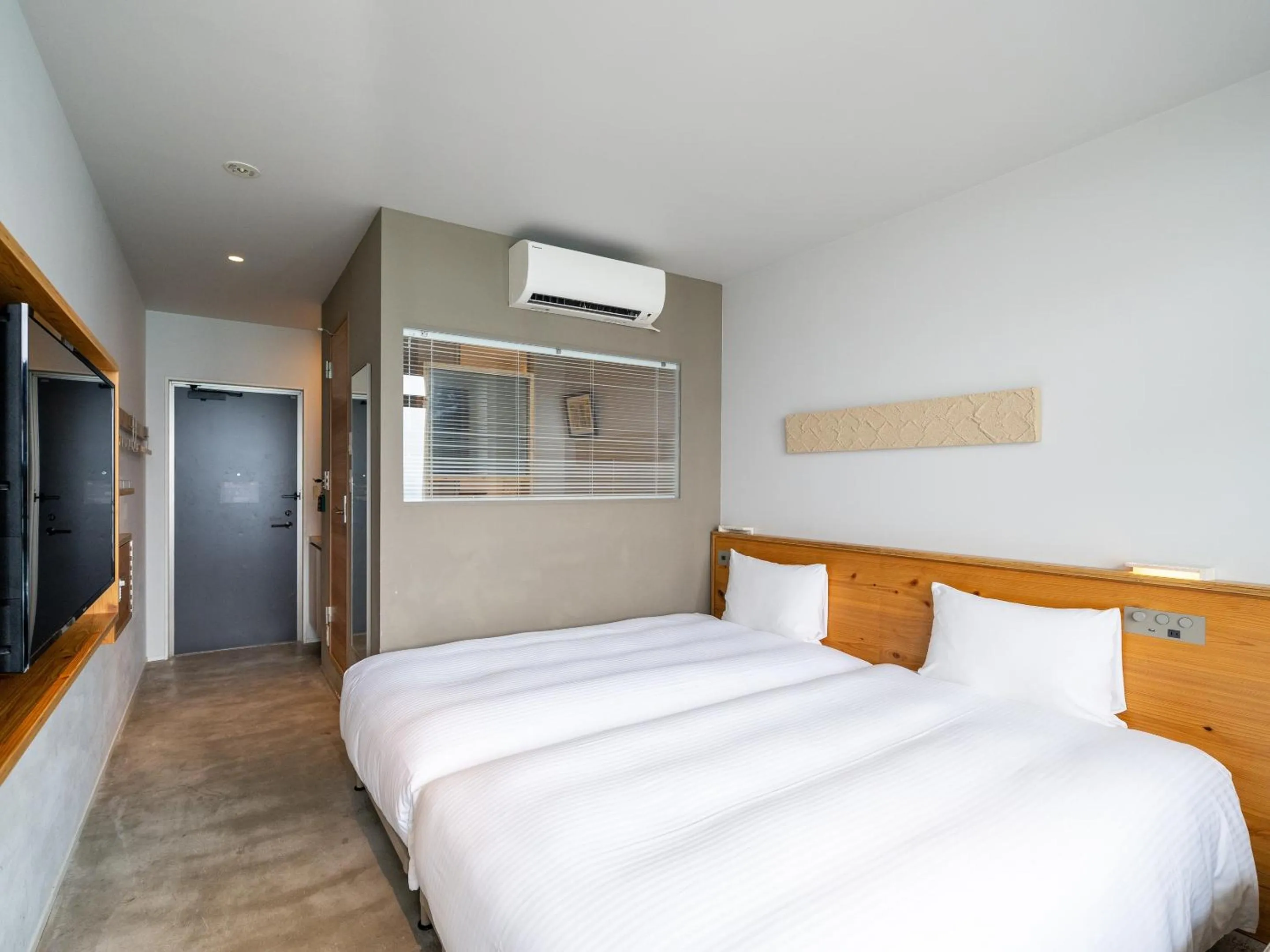 Photo of the whole room, Bed in Hotel Locus