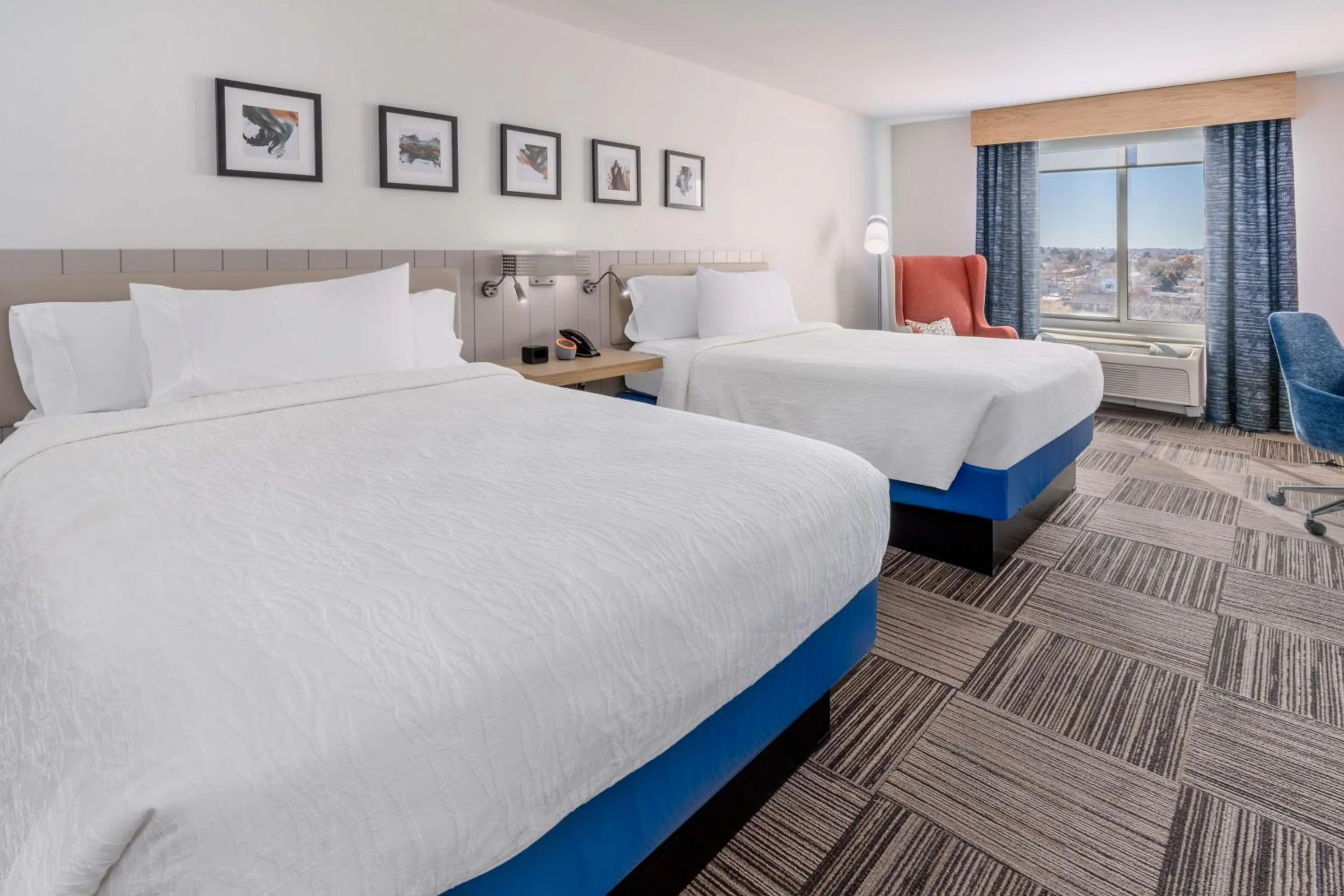 Bed in Hilton Garden Inn Albuquerque Uptown