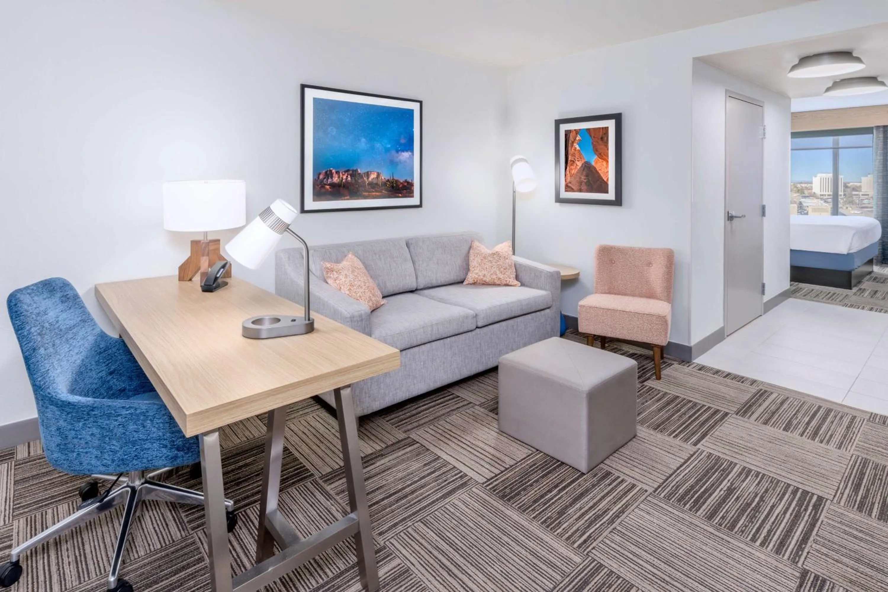 Living room in Hilton Garden Inn Albuquerque Uptown