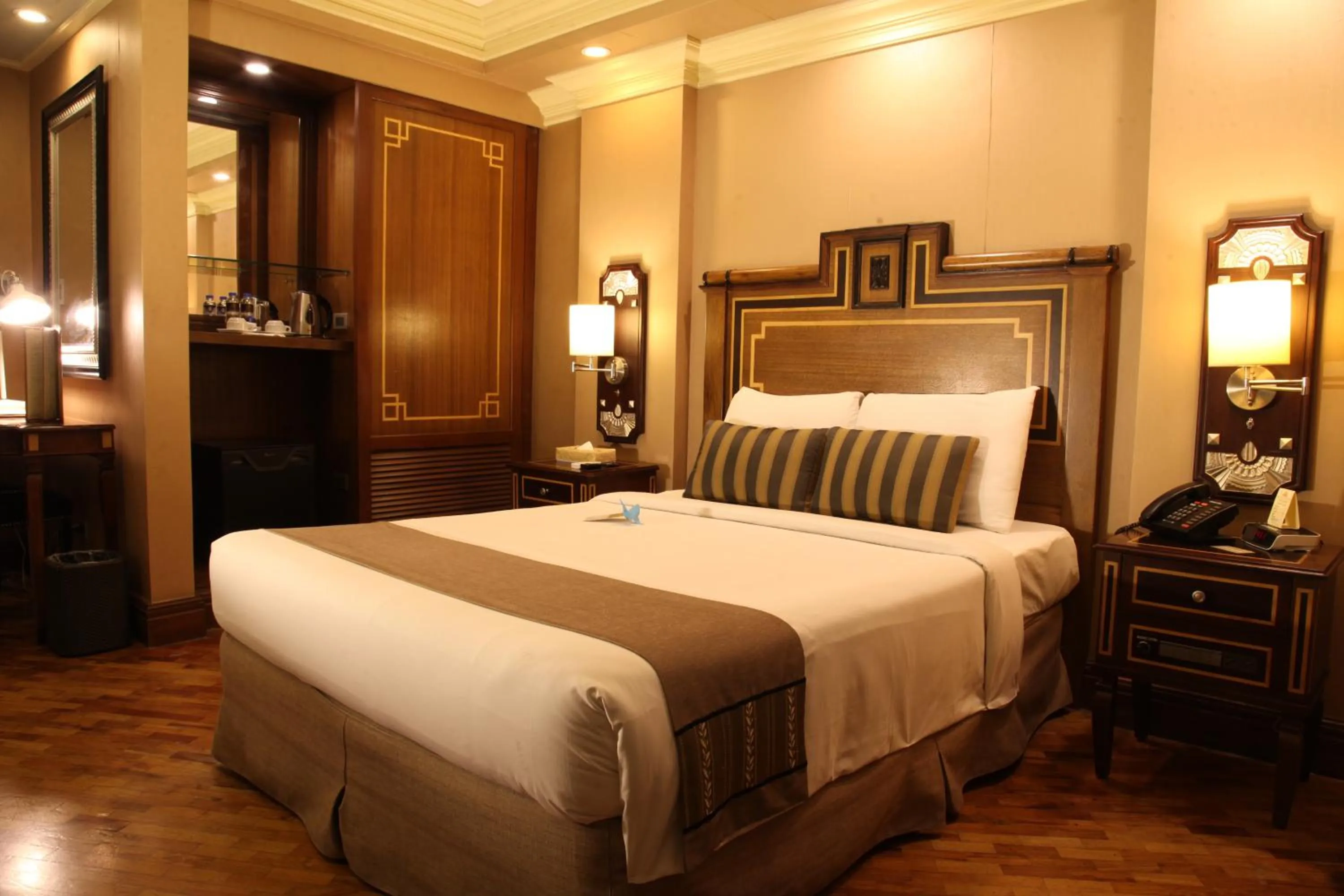 Bed in Herald Suites Polaris