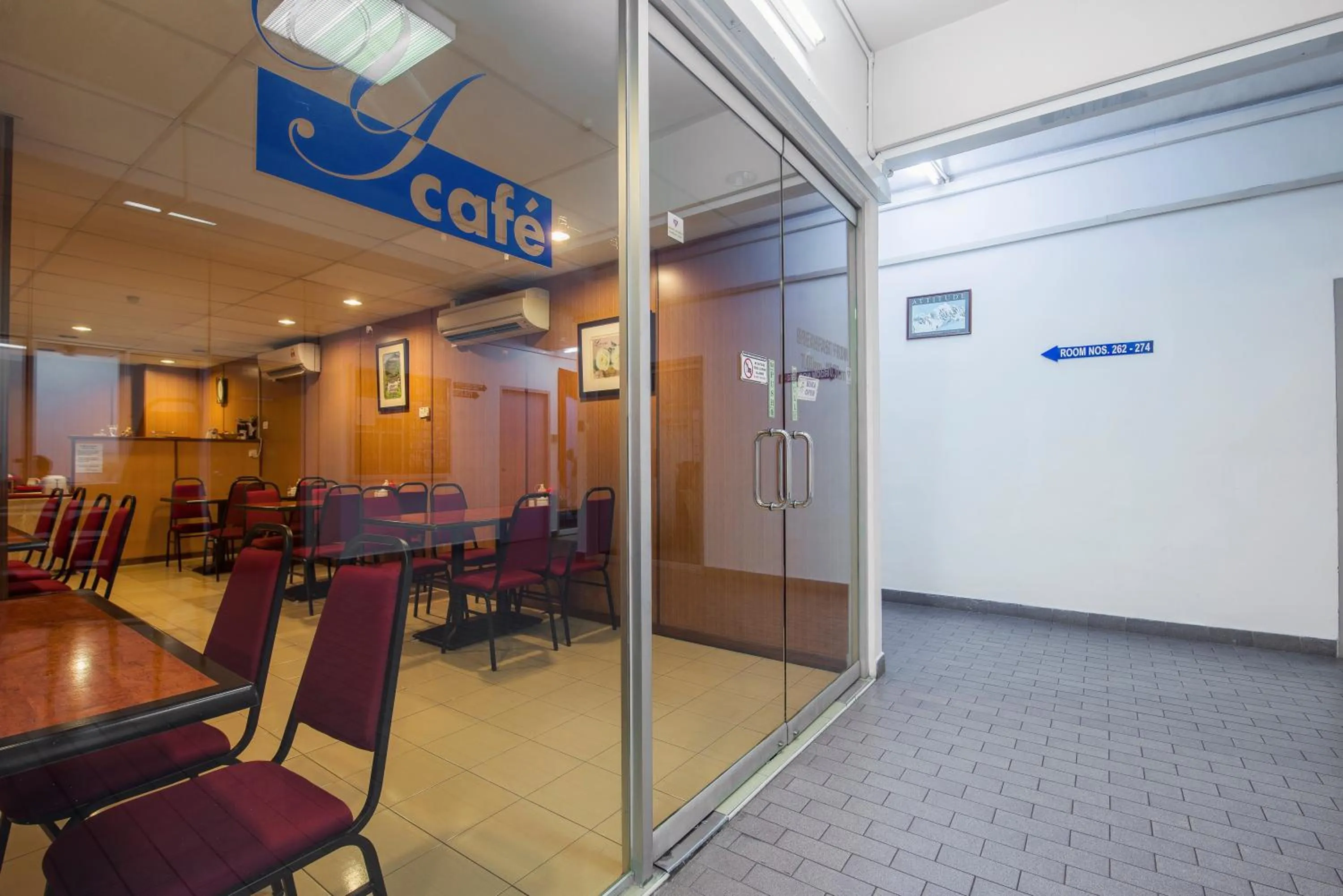 Restaurant/places to eat in YMCA Penang