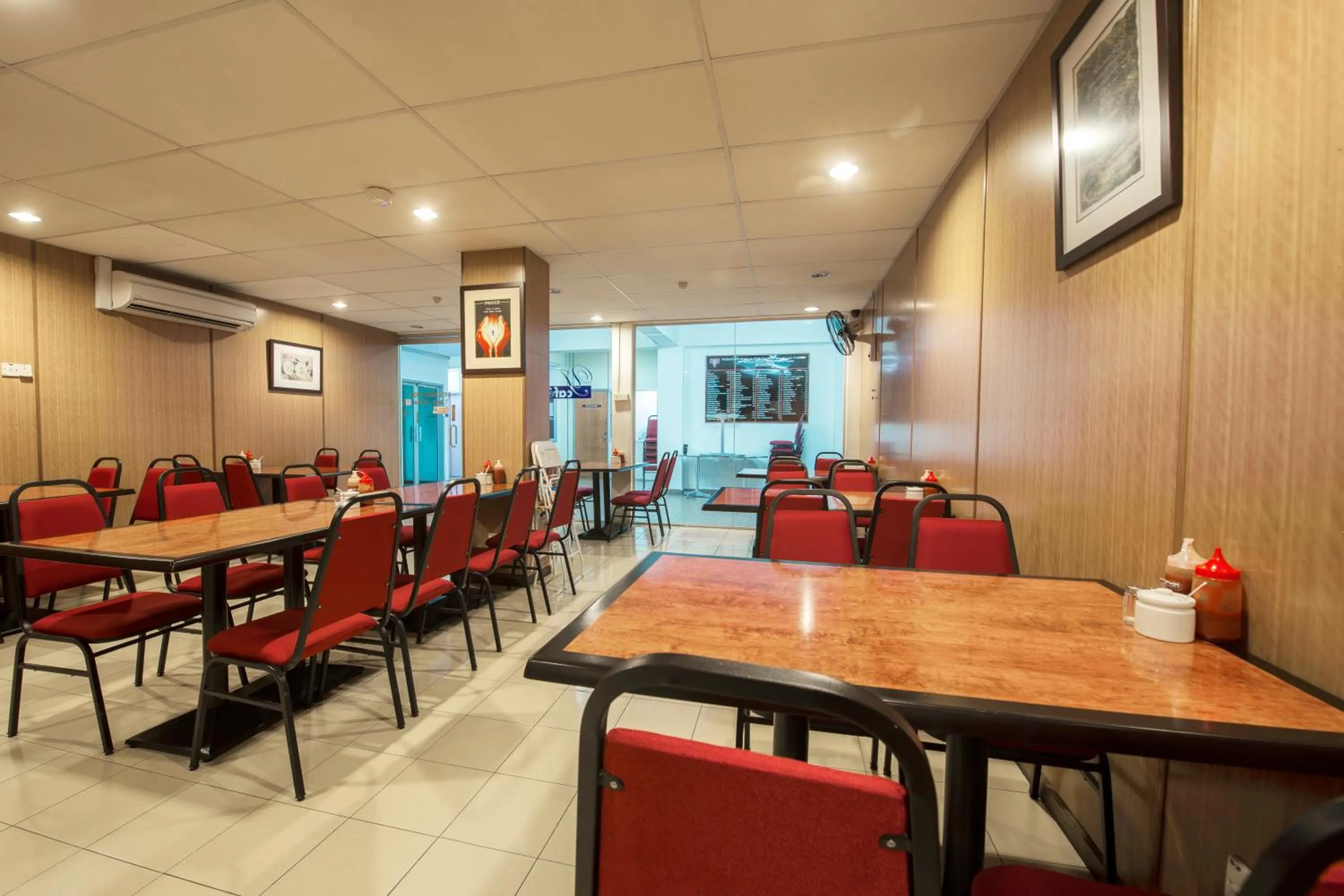 Restaurant/places to eat in YMCA Penang