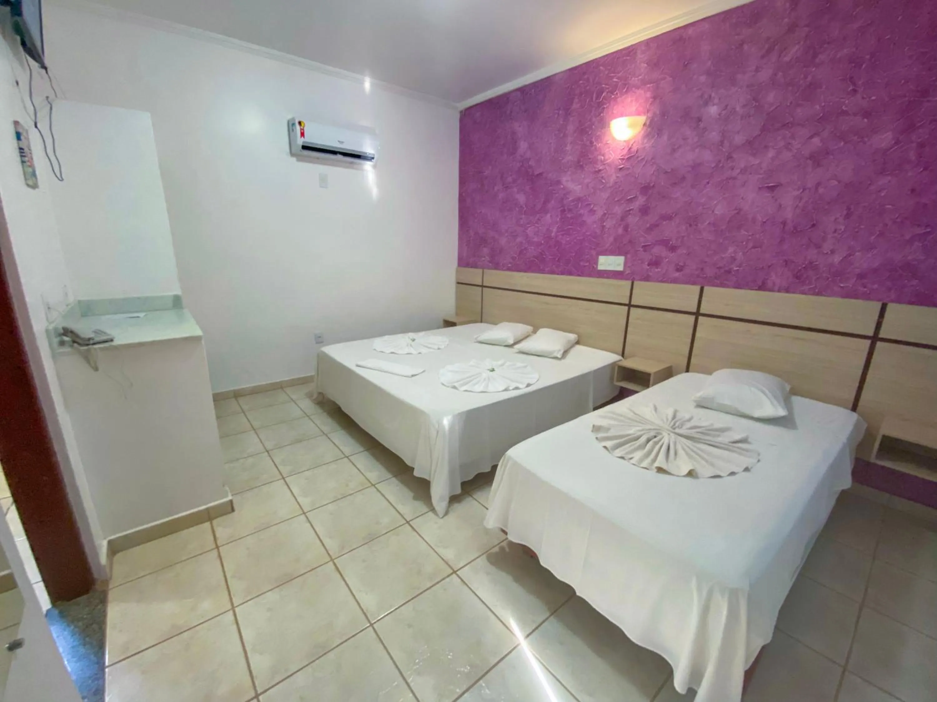 Photo of the whole room, Bed in Hotel Pousada Arauna