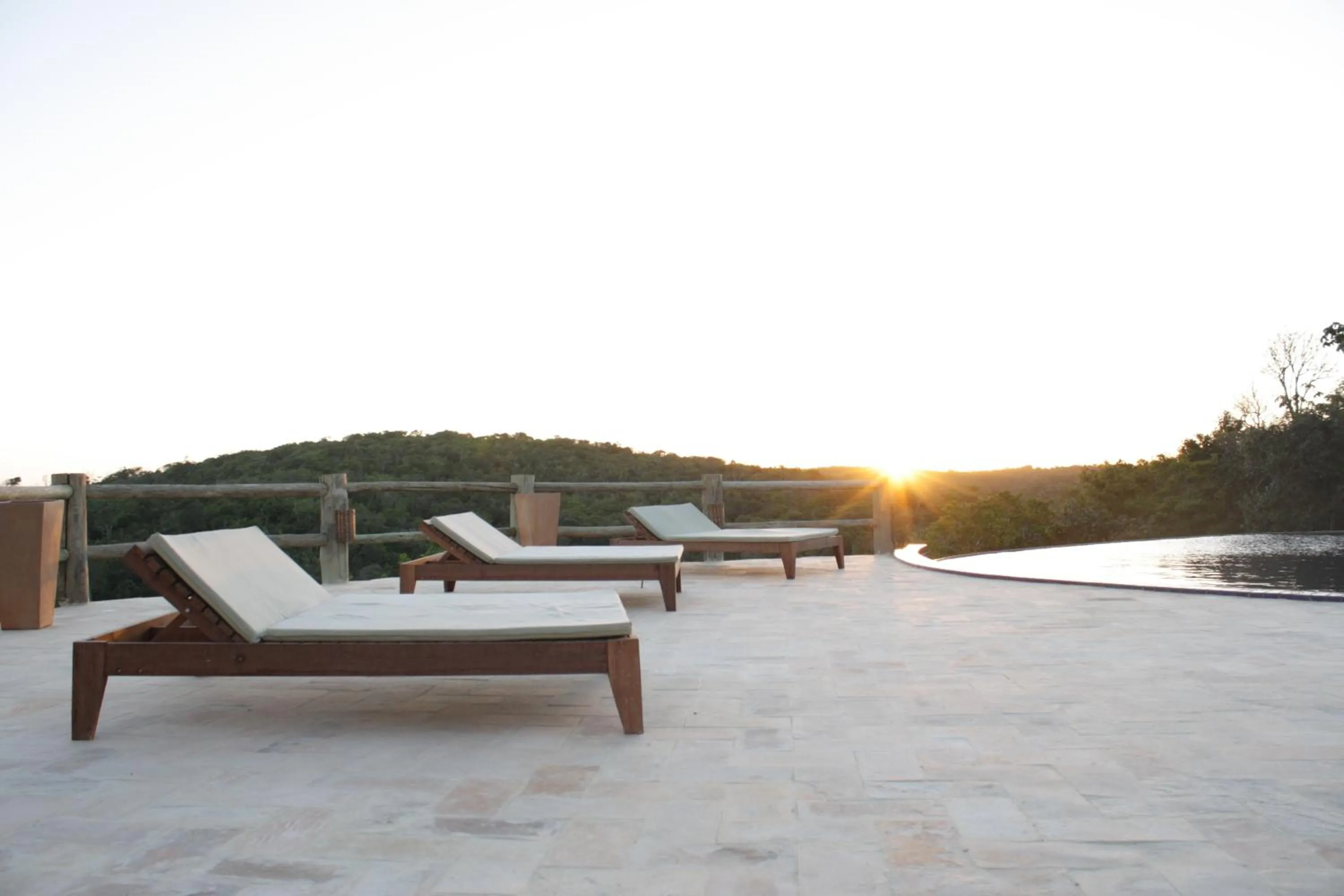 Day in Villas Supreme Hotel