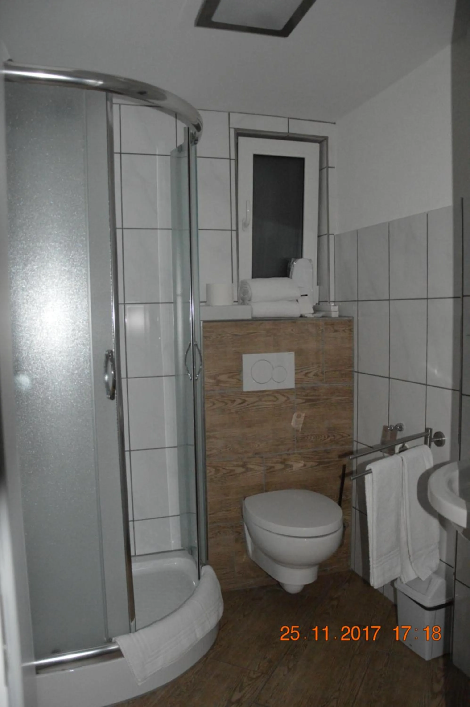 Shower in Hotel Mezzero