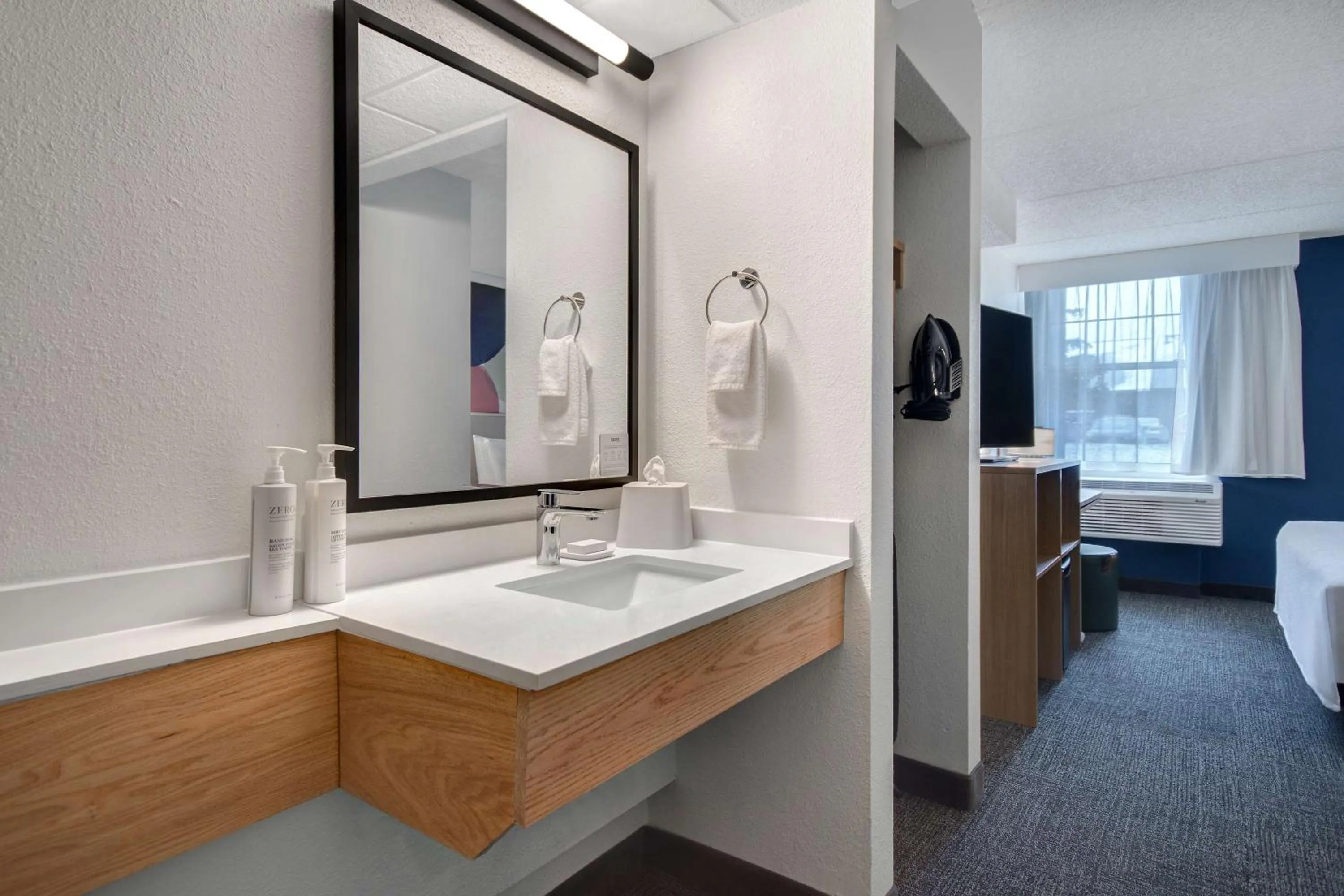 Bathroom in Spark By Hilton Rochester University Area
