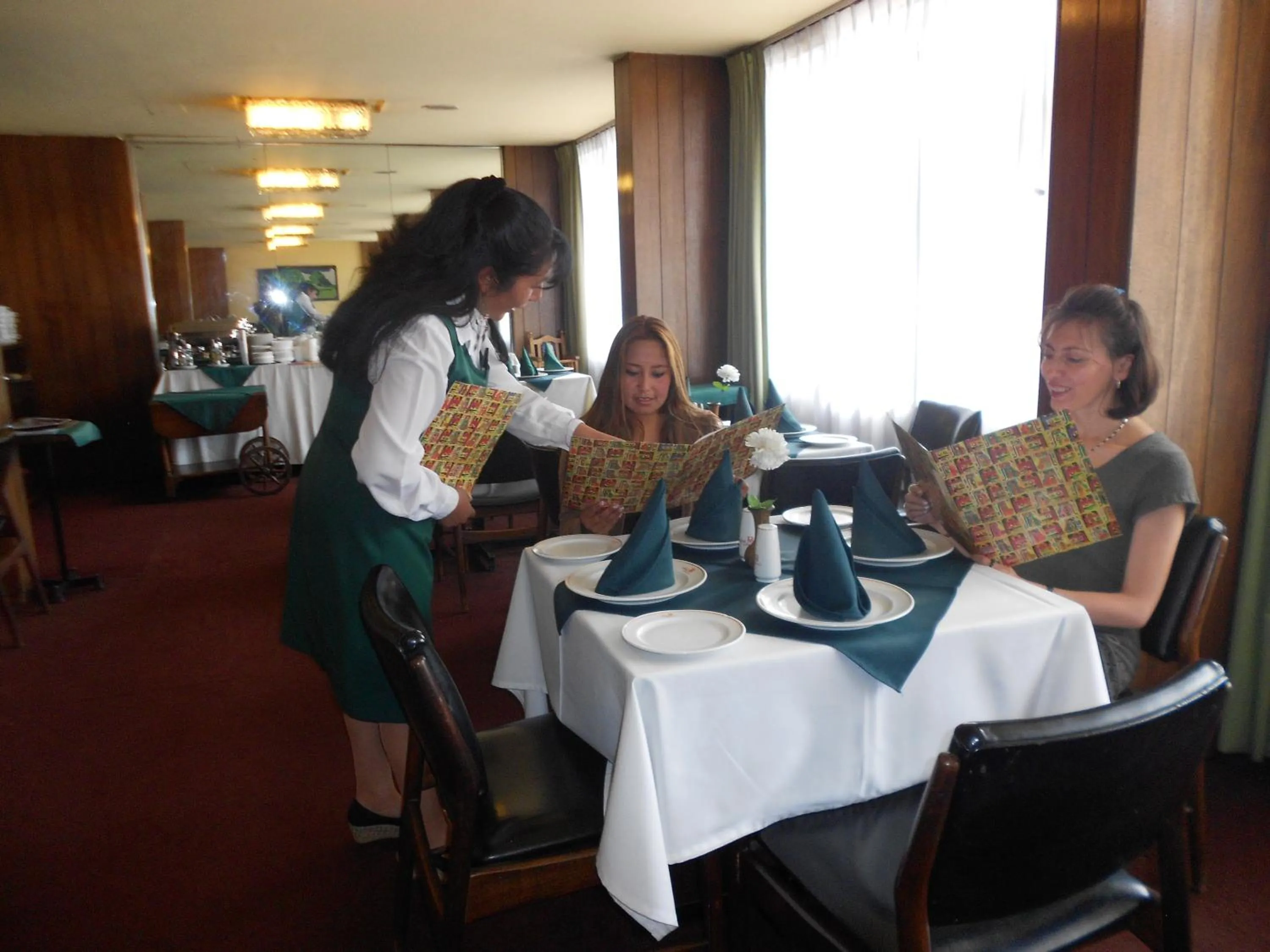 Restaurant/places to eat in Eldorado