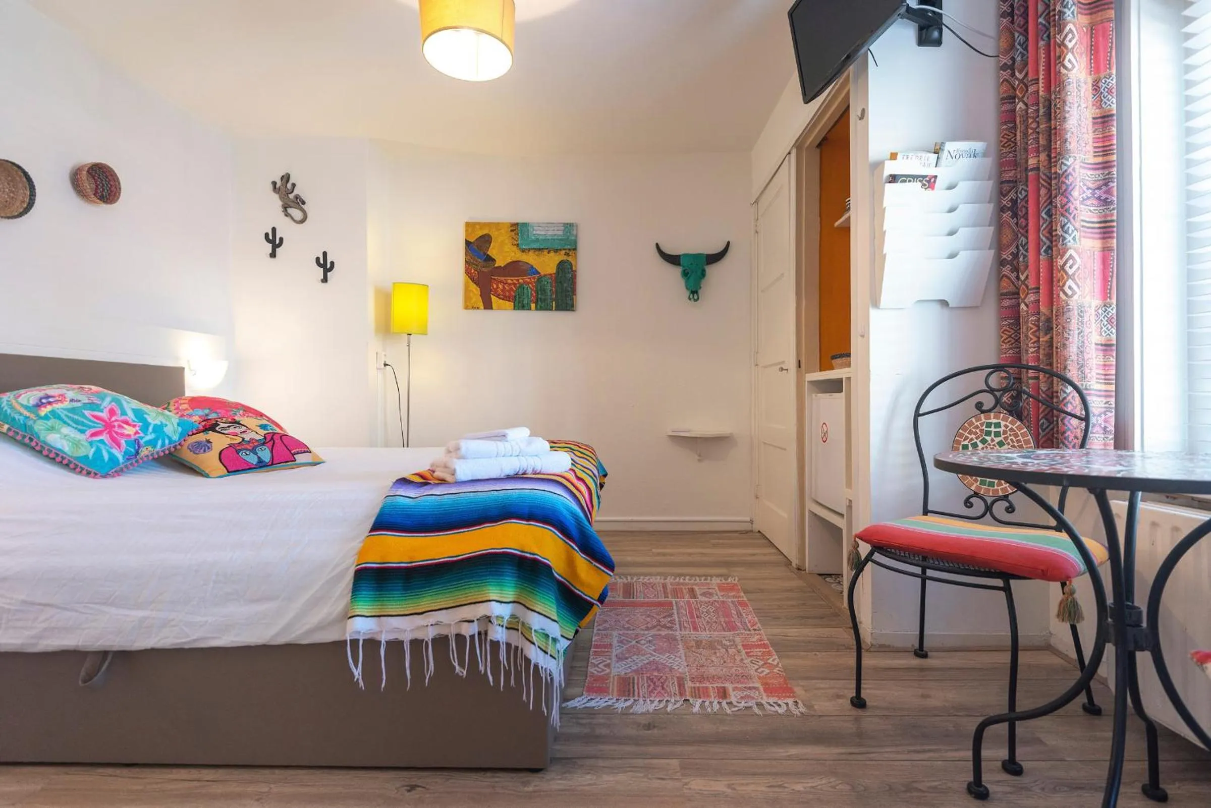 Bed in B&B Little Miss Sunshine