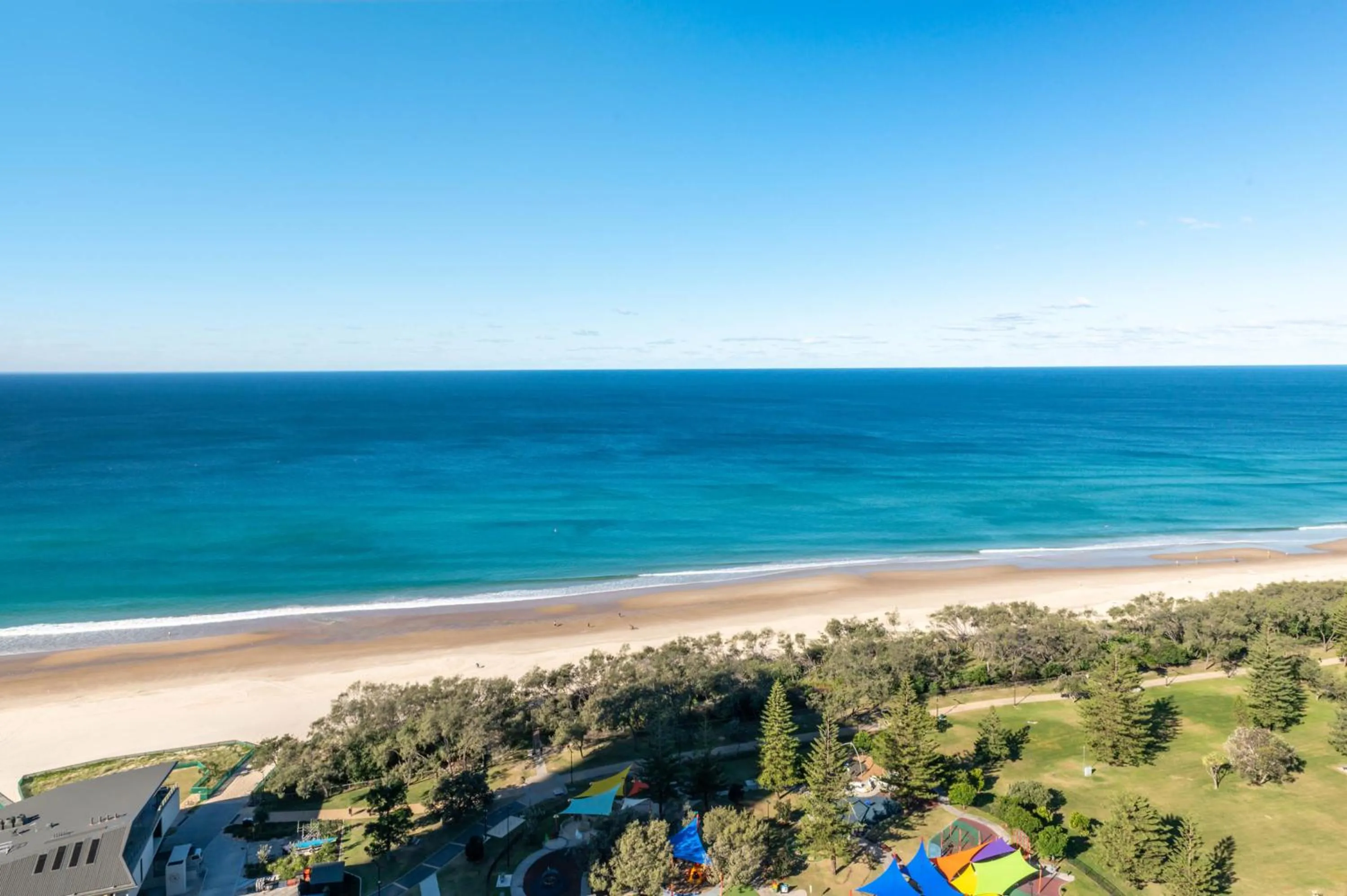 Two-Bedroom Sky View Suite in Peppers Broadbeach