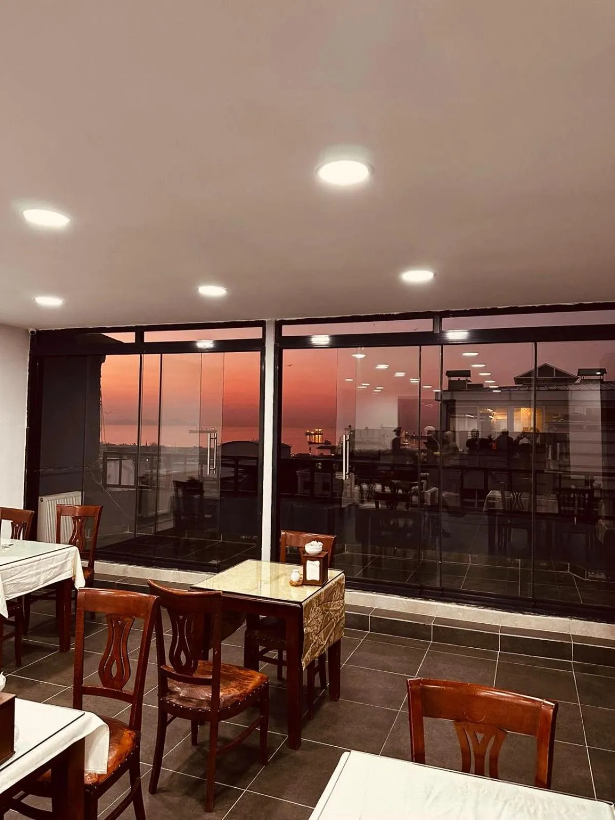 Restaurant/places to eat in Malkoç Hotel