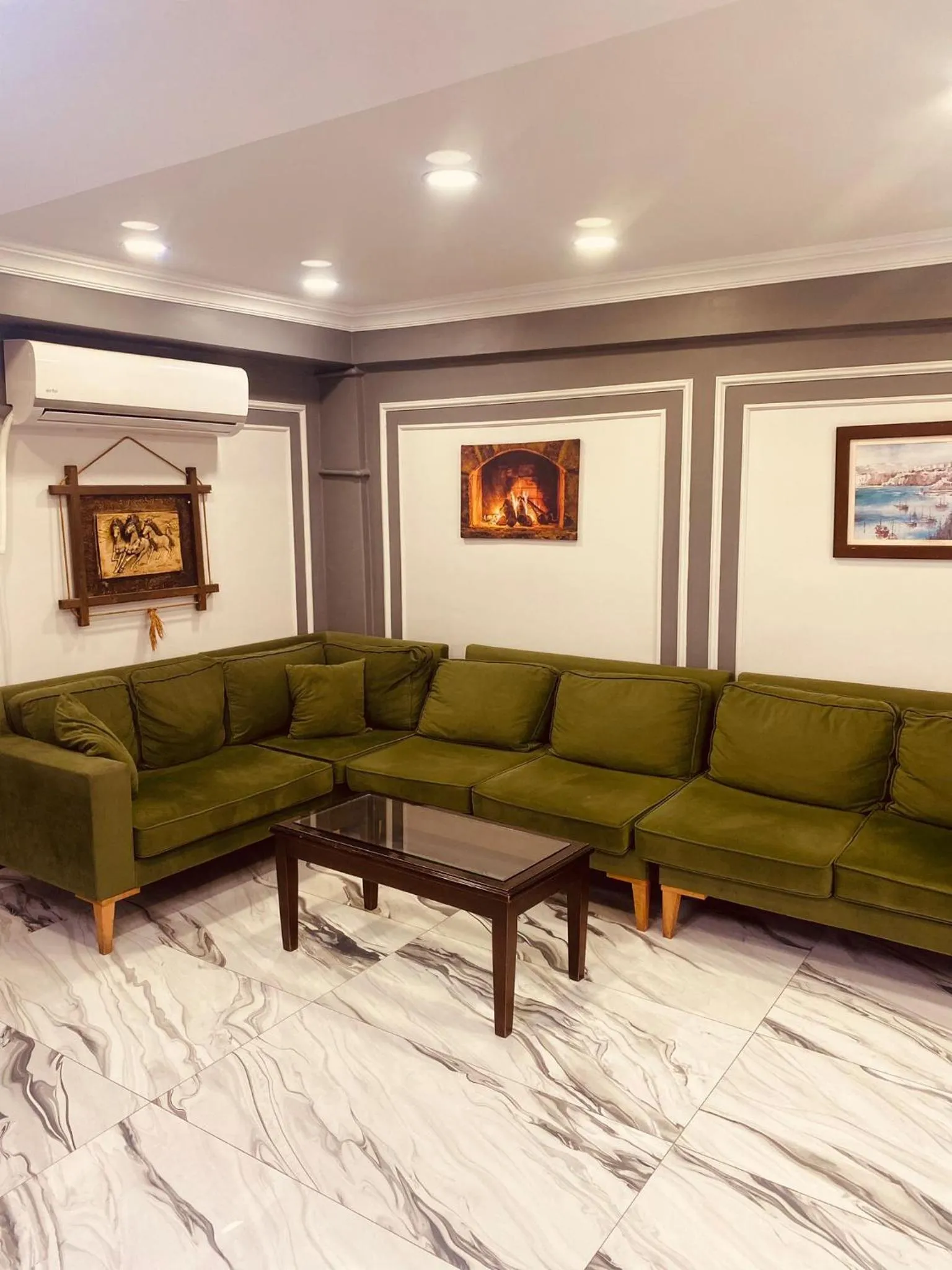 Seating area in Malkoç Hotel