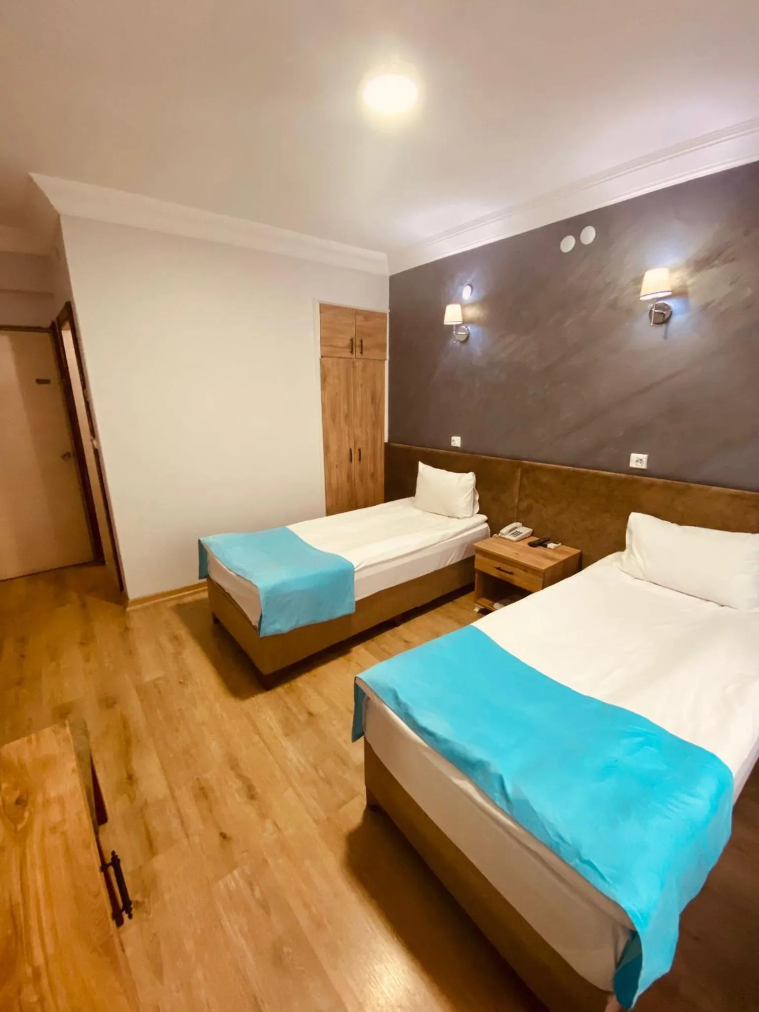 Photo of the whole room, Bed in Malkoç Hotel