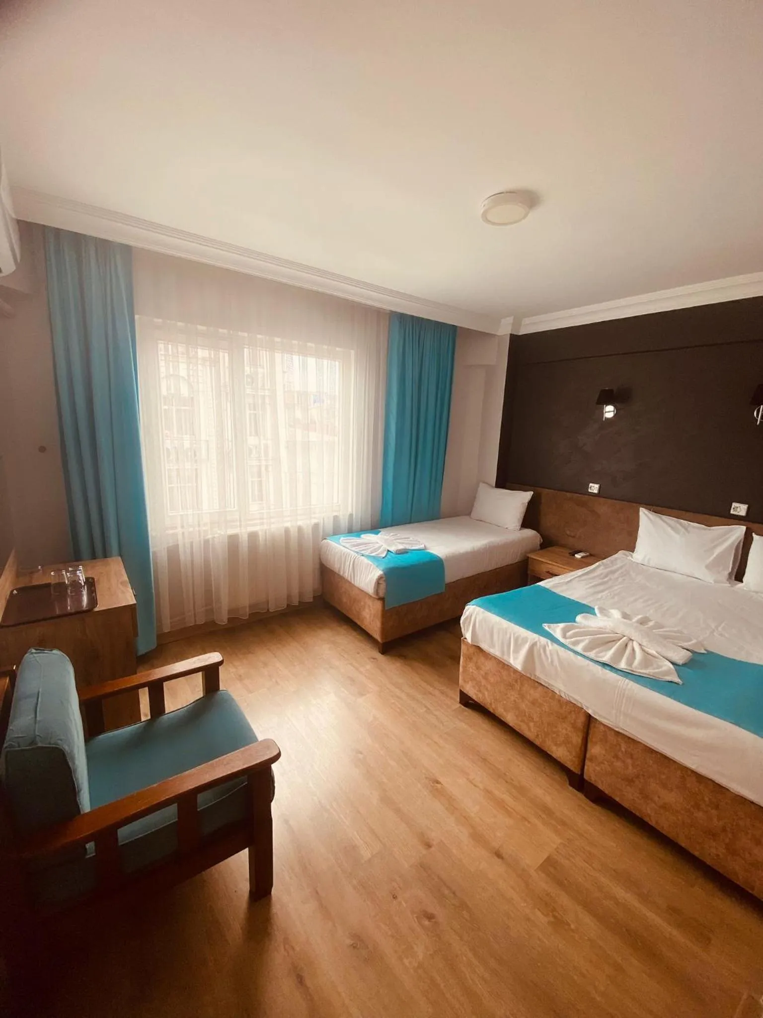 Photo of the whole room, Bed in Malkoç Hotel