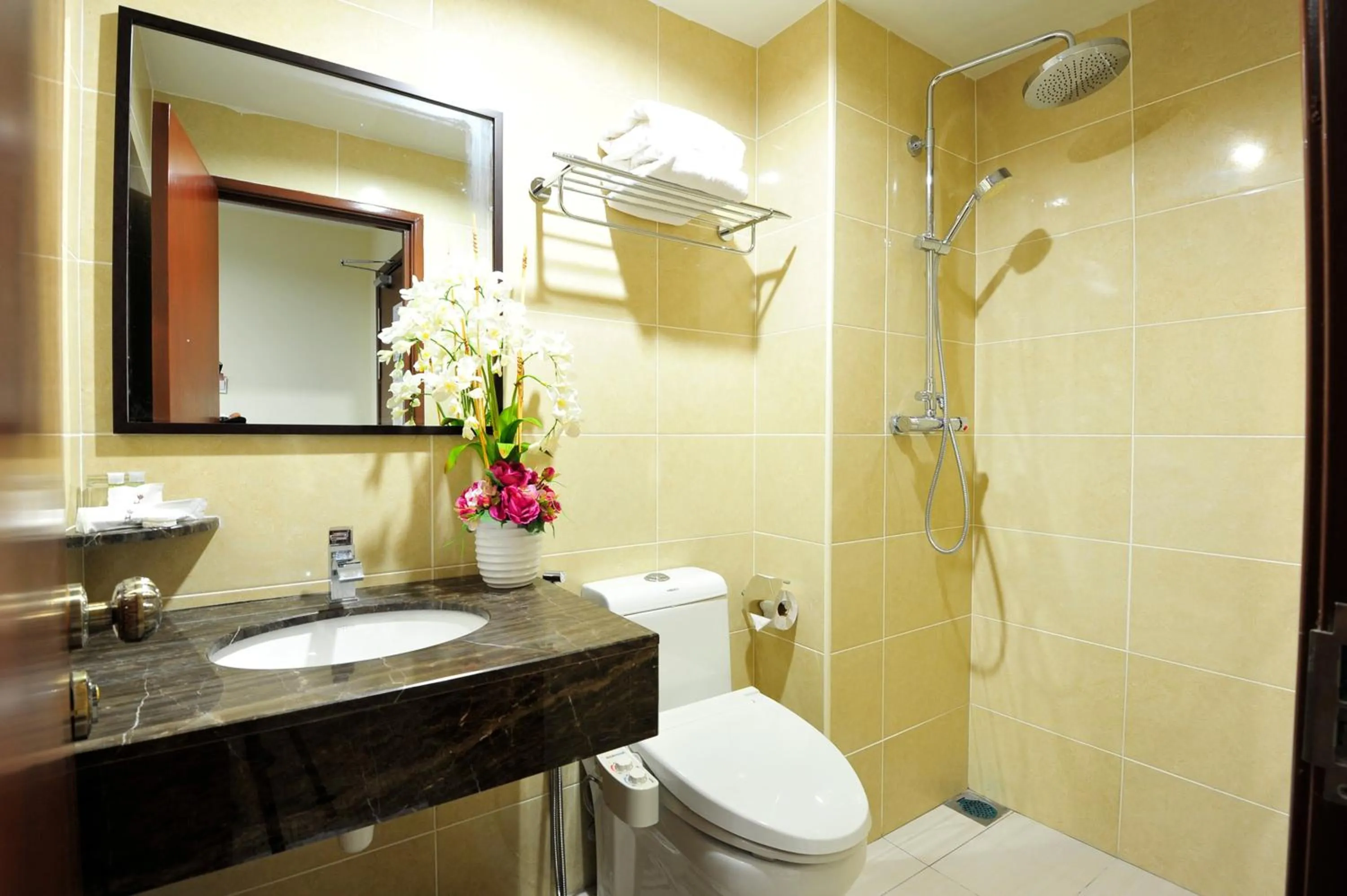 Bathroom in Hallmark Leisure Hotel