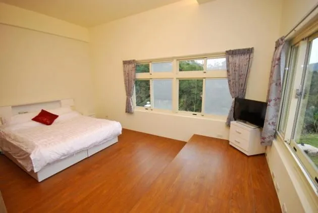 Bed in The house behind stream