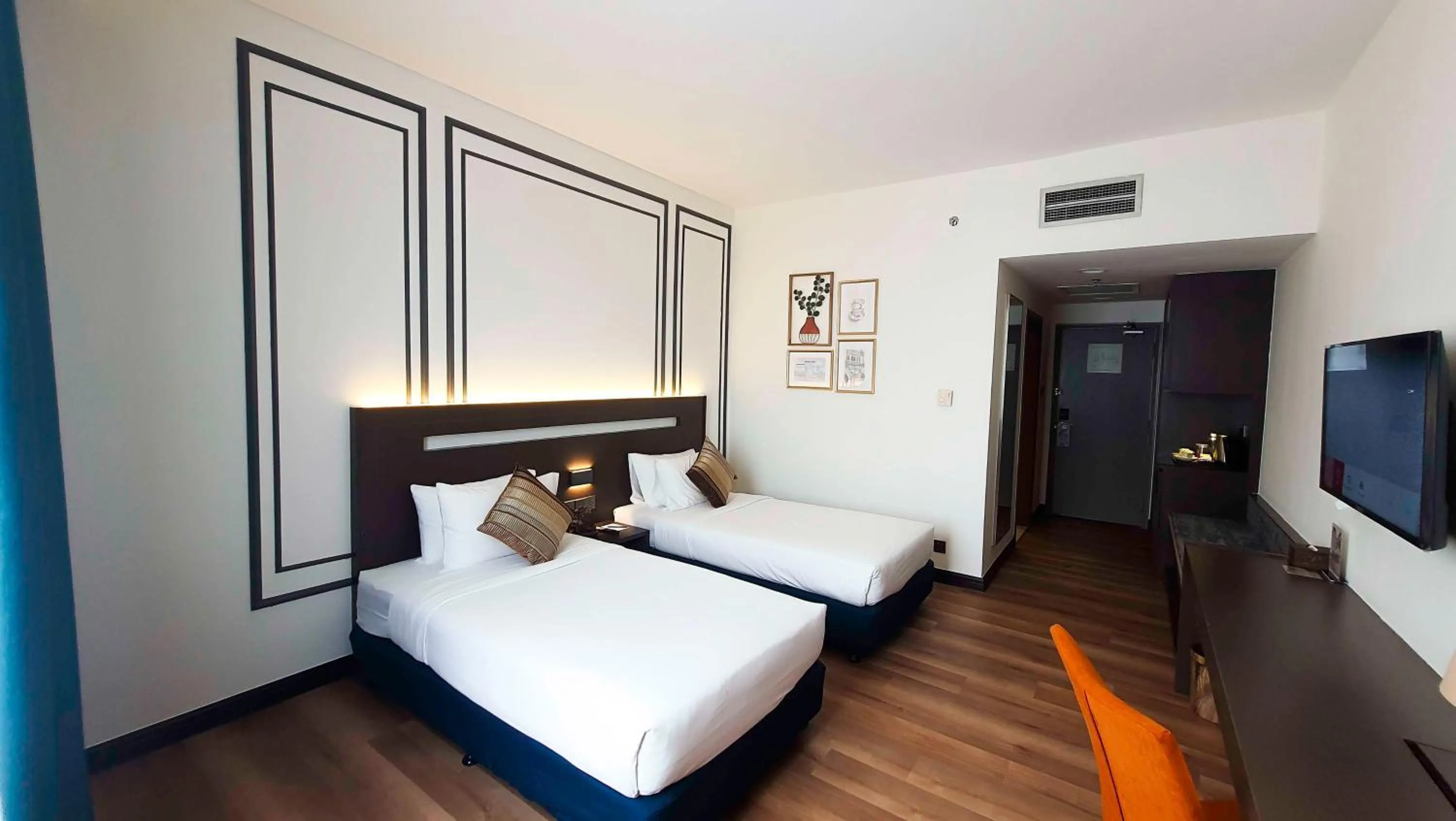 Photo of the whole room, Bed in Premiere Hotel - Complimentary Shuttle to Klang Wholesale Market