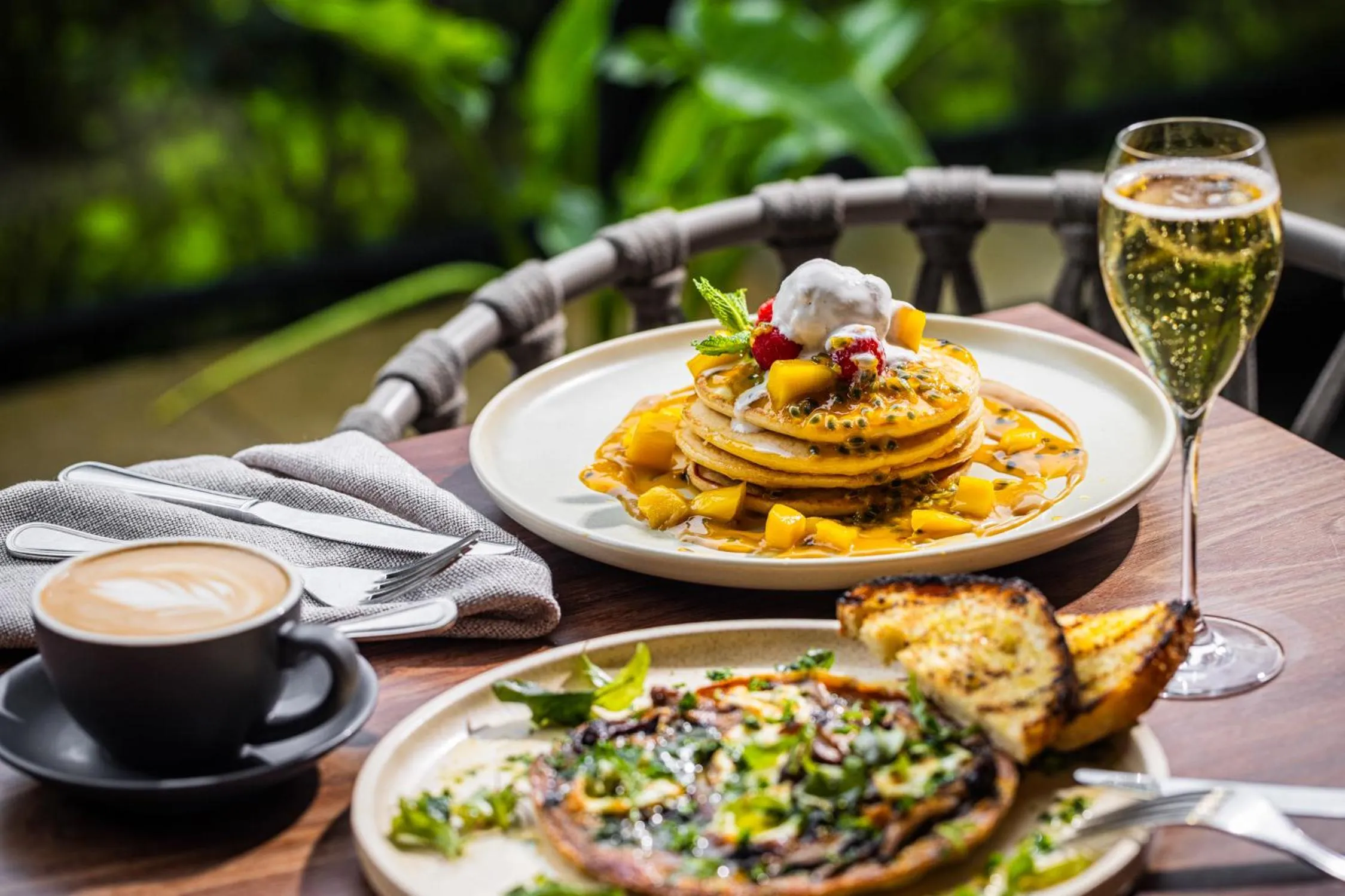 Food in Crystalbrook Byron