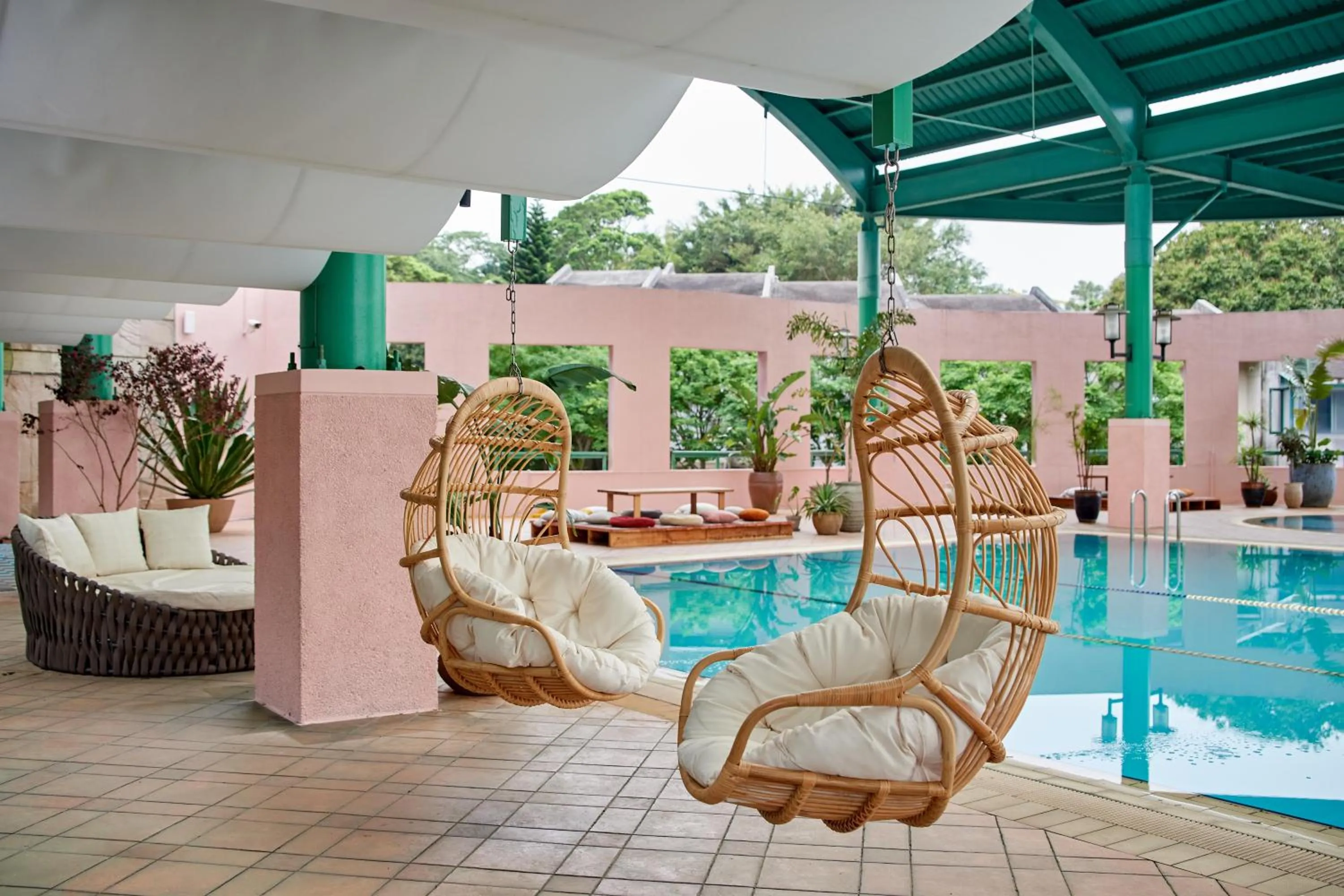 Swimming pool in Howard Lake Resort Shihmen Dam