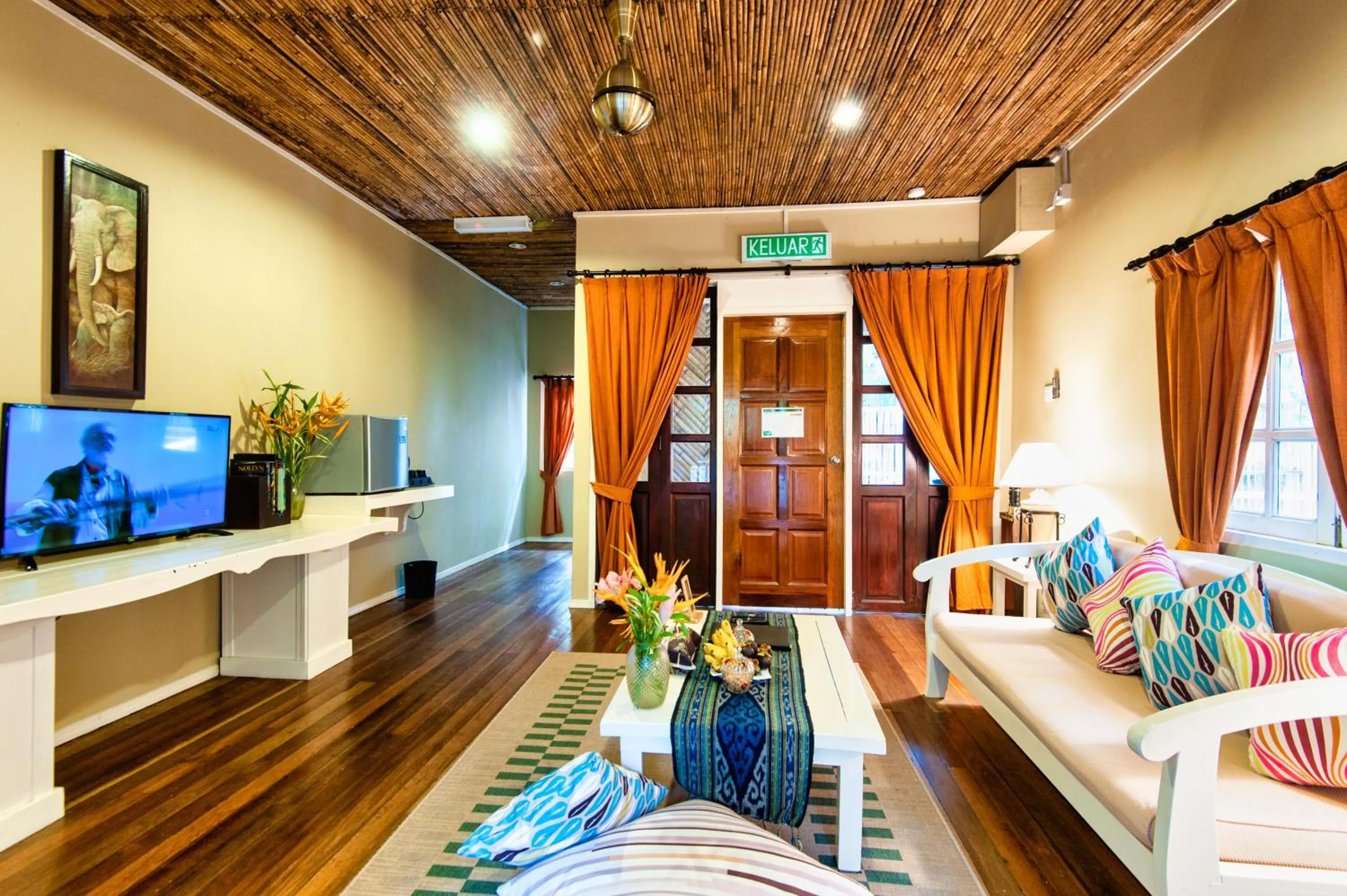 Living room in Sutera Sanctuary Lodges At Poring Hot Springs