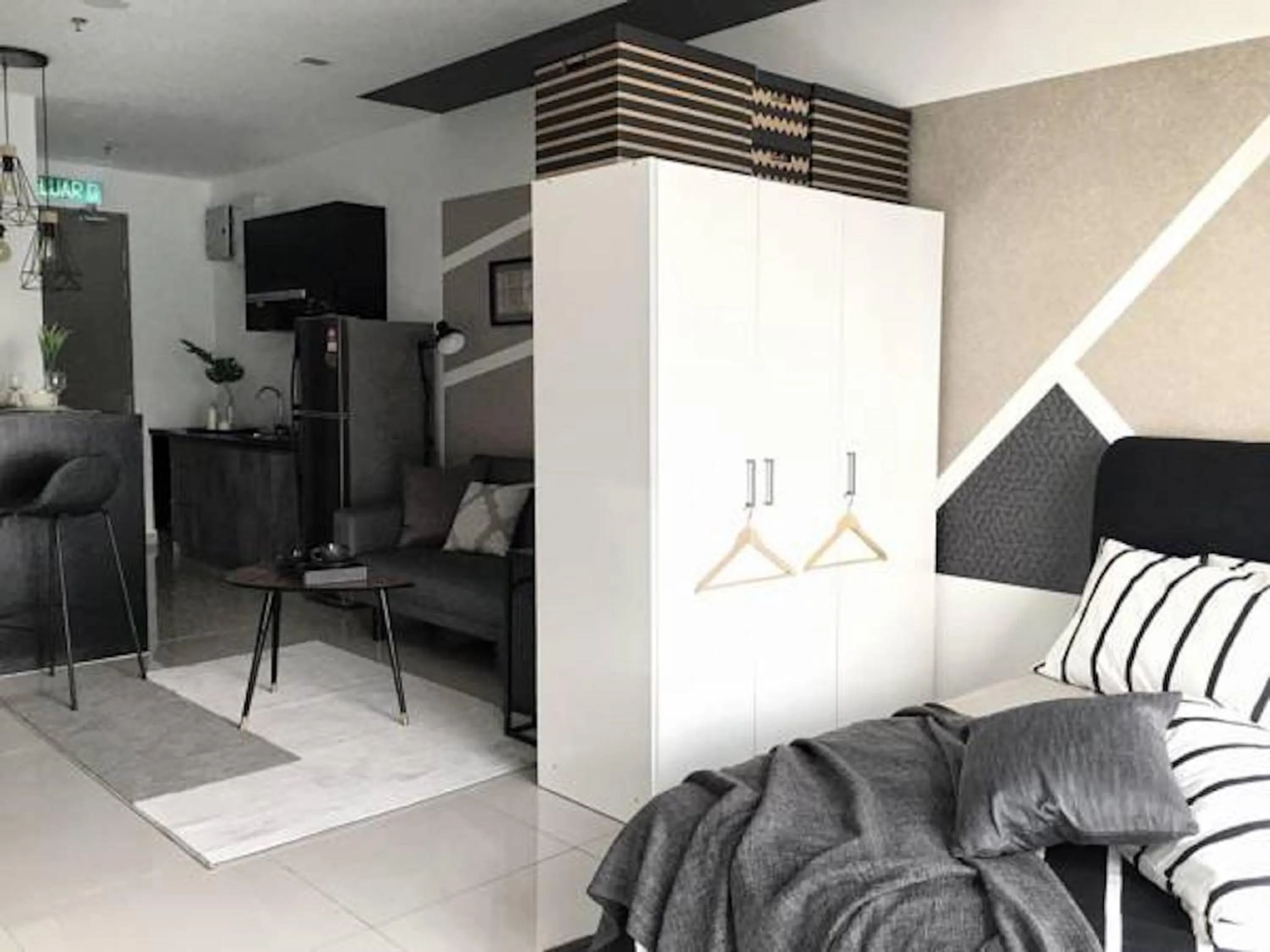 Bed in Pinnacle PJ @ Penguin Homes