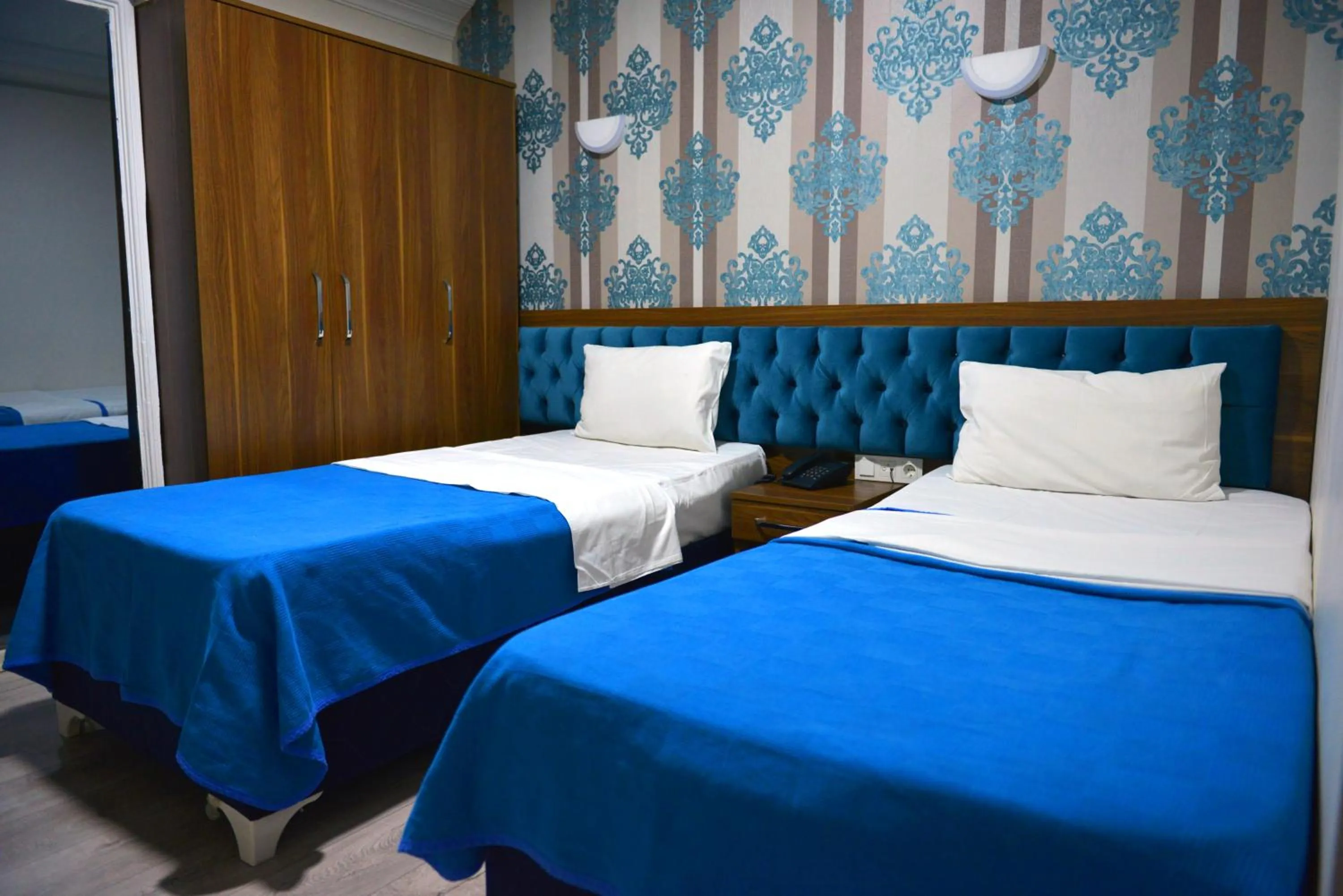 Other, Bed in Hotel Marina City