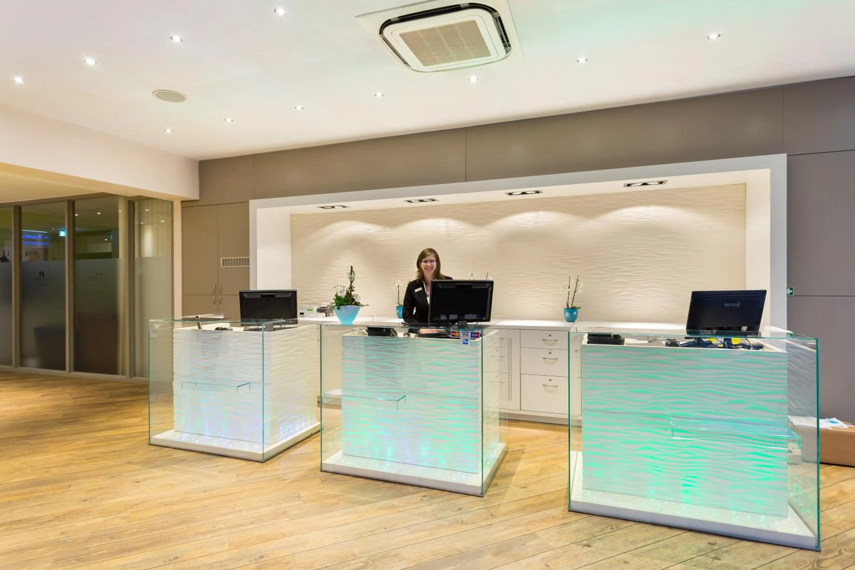 Lobby or reception in Hotel IV Jahreszeiten Lübeck