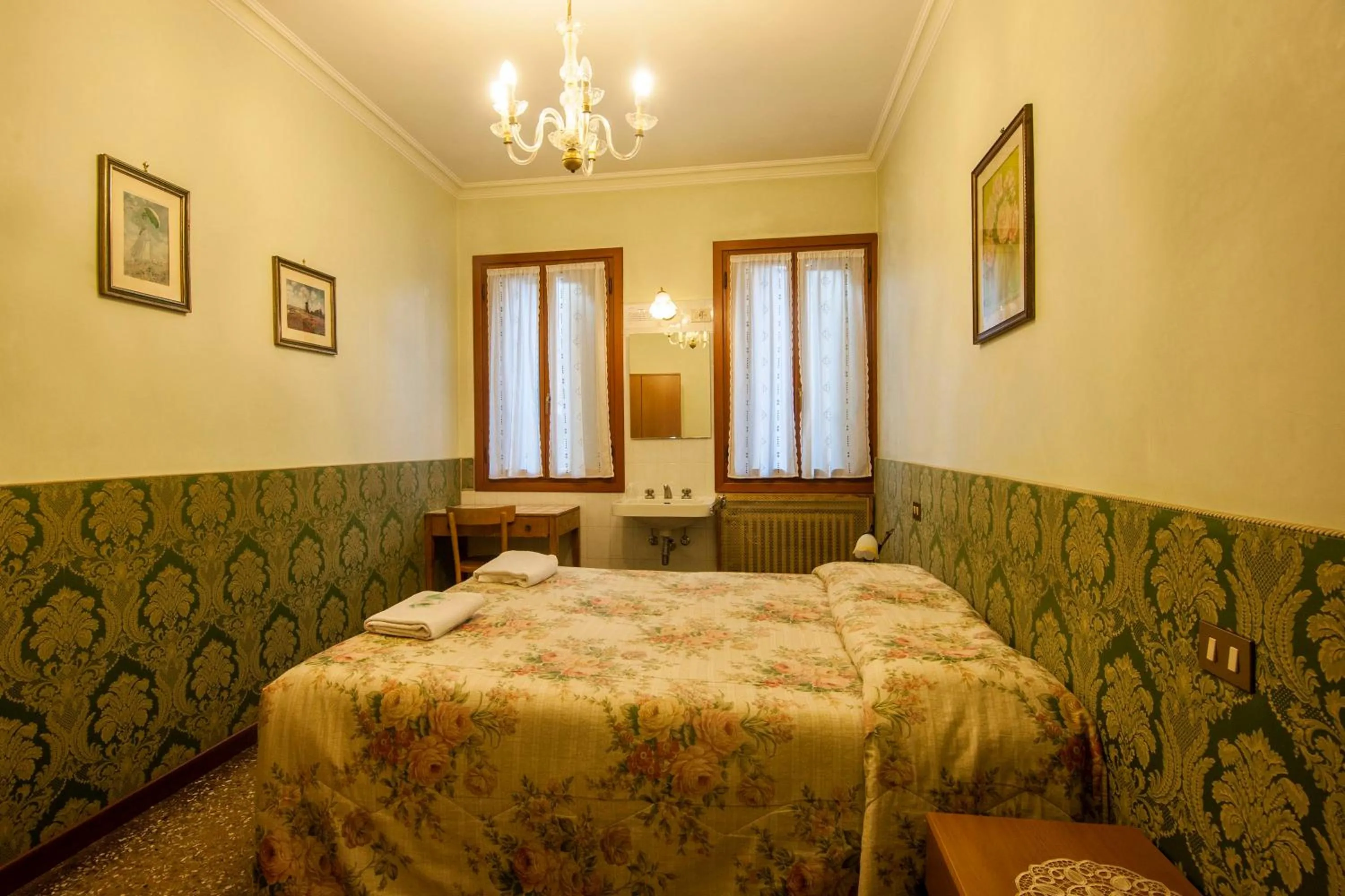 Bed in Hotel Locanda Ca' Foscari