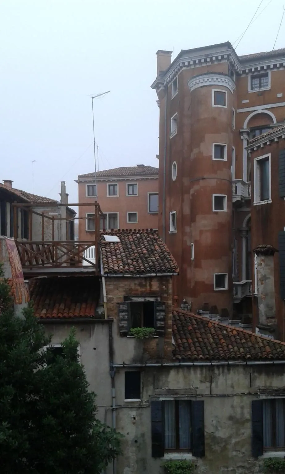 Property building in Hotel Locanda Ca' Foscari