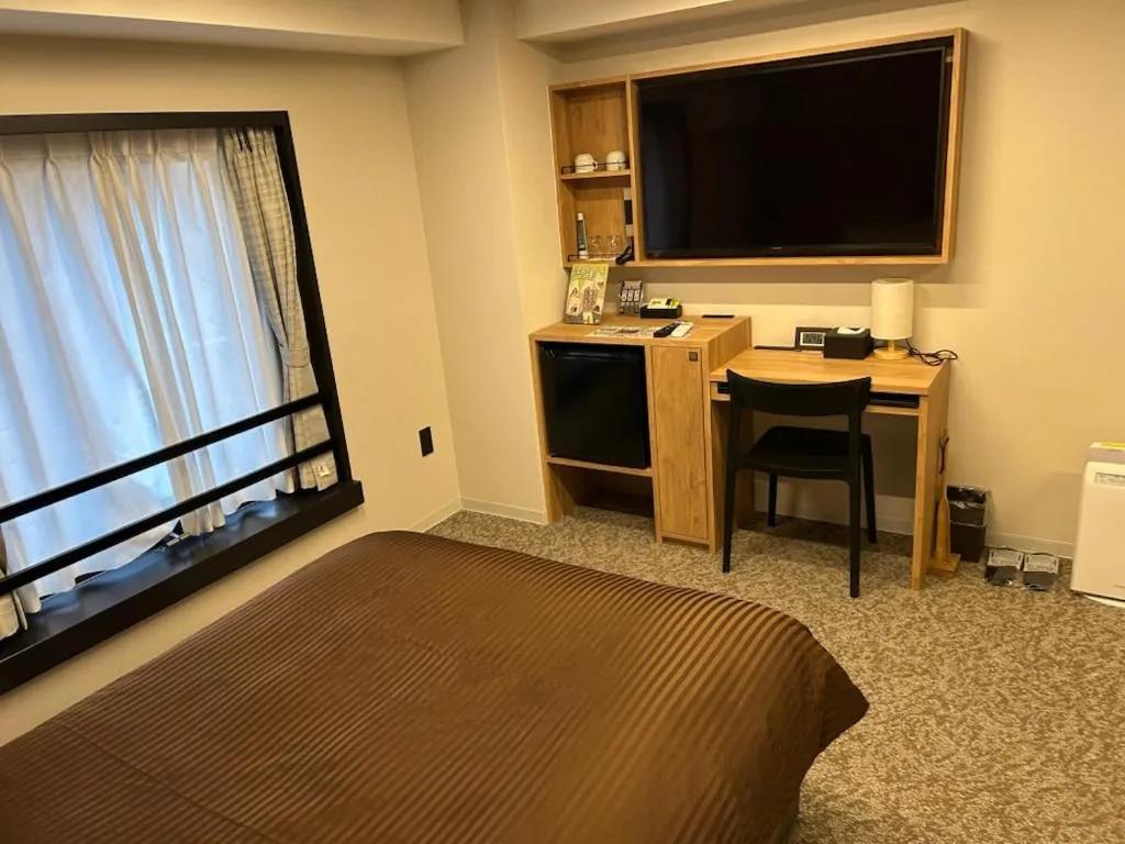 Photo of the whole room, Bed in Belmont Hotel